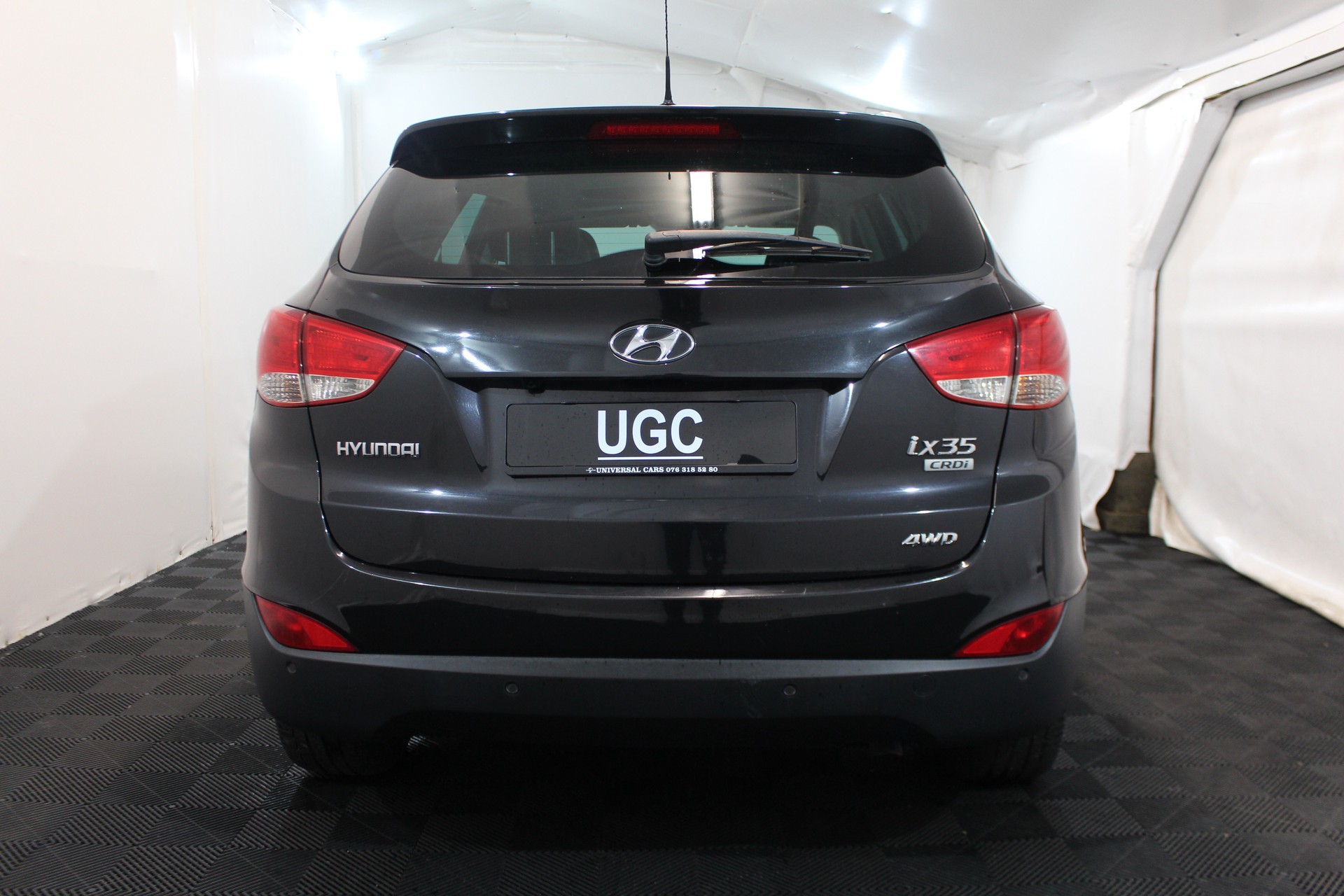 HYUNDAI ix35 2.0 CRDi 184 Premium 4WD-image-4