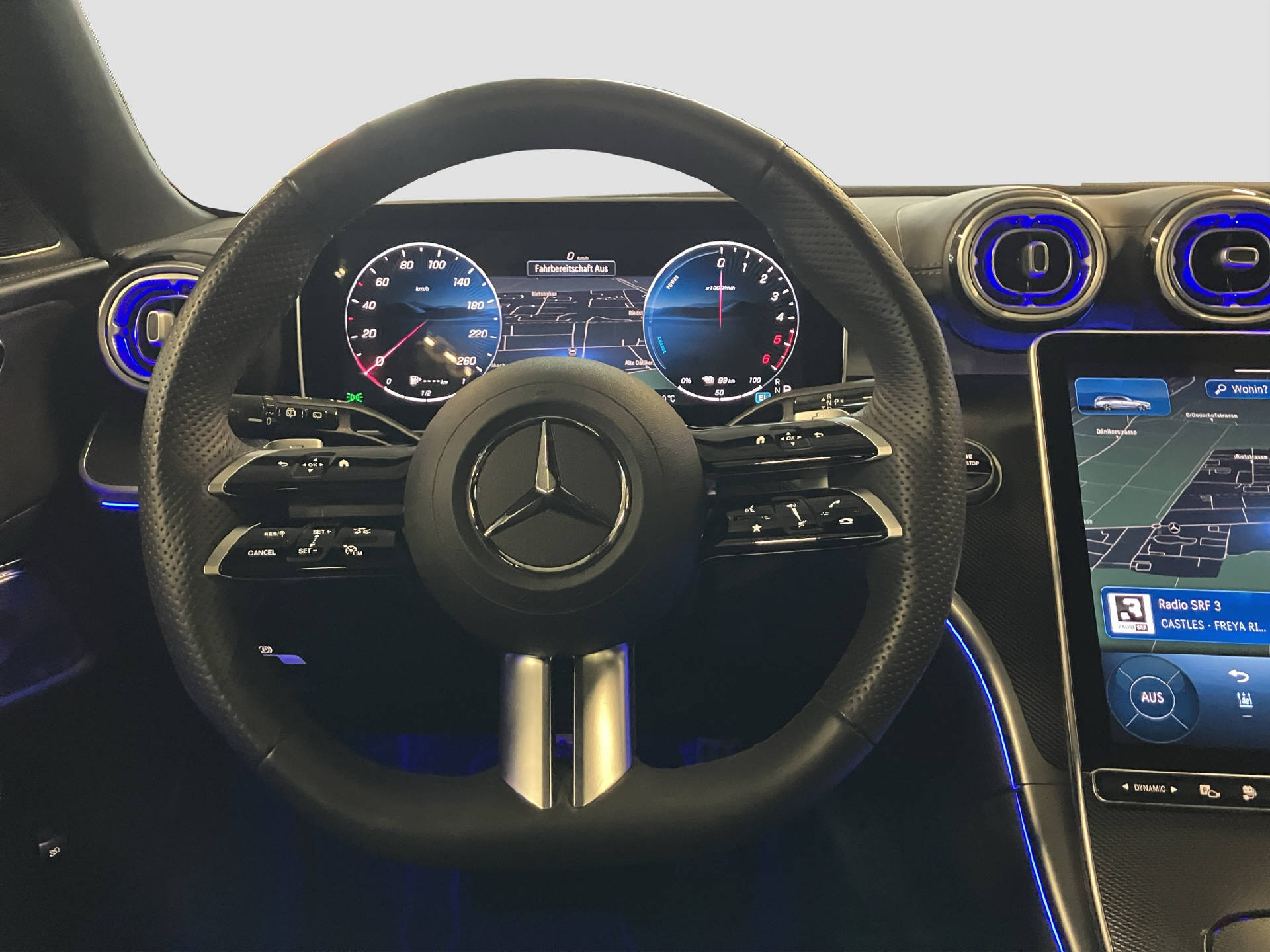 MERCEDES-BENZ C 300 de AMG Line 4MATIC Kombi-image-8