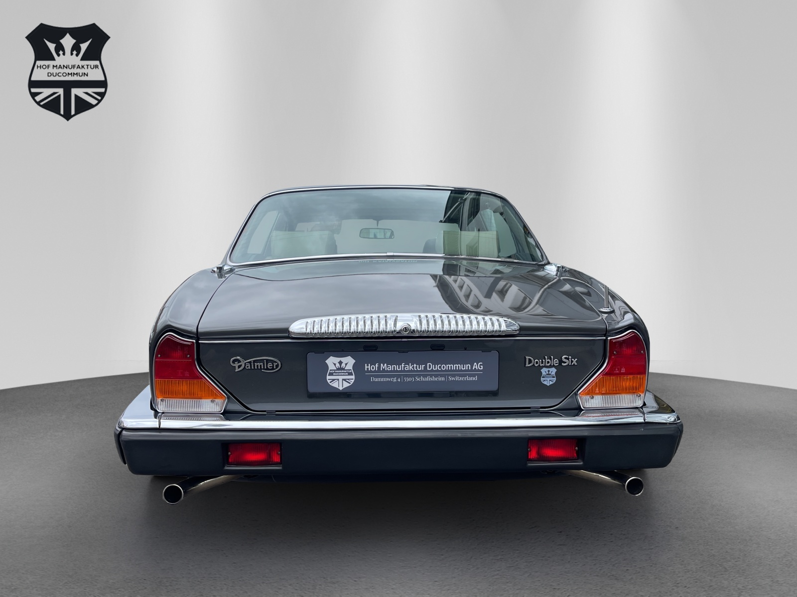 DAIMLER 5.3 Double Six-image-4