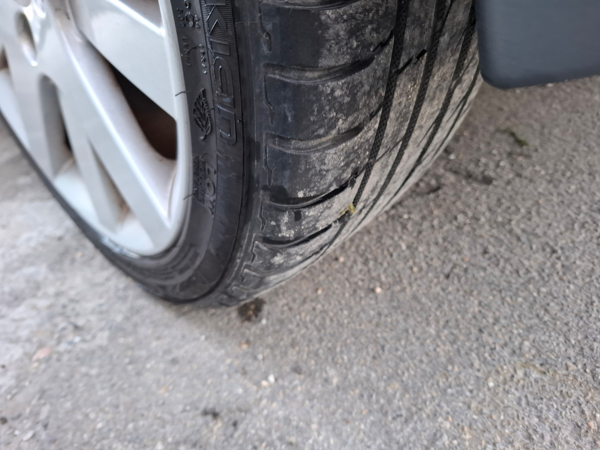 PEUGEOT 207 CC 1.6 16V Turbo Sport-image-11