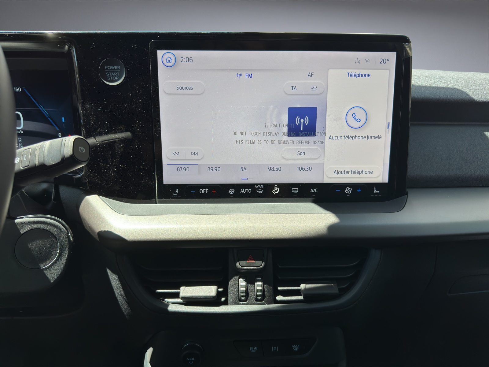 FORD E-Transit Courier van Trend-image-10