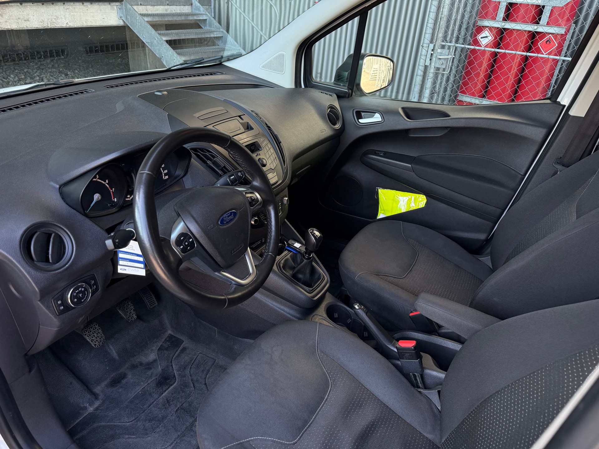 FORD FORD Transit Courier Van 1.0 EcoBoost-image-9
