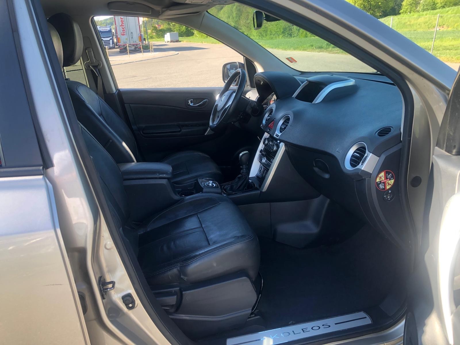 RENAULT Koleos 2.0 dCi Dynamique 4x4-image-11