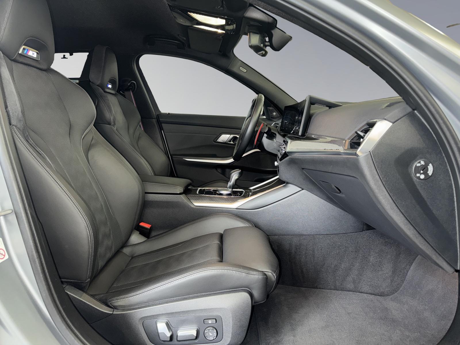 BMW M3 Competition xDrive Touring-image-19
