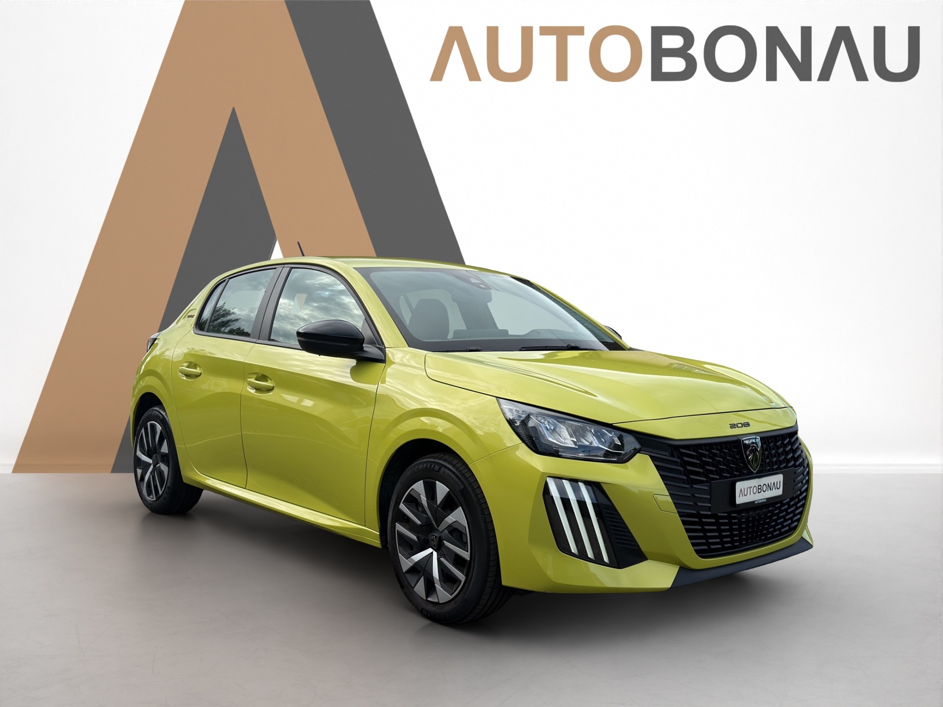 PEUGEOT 208 1.2 Hybrid Style-image-6