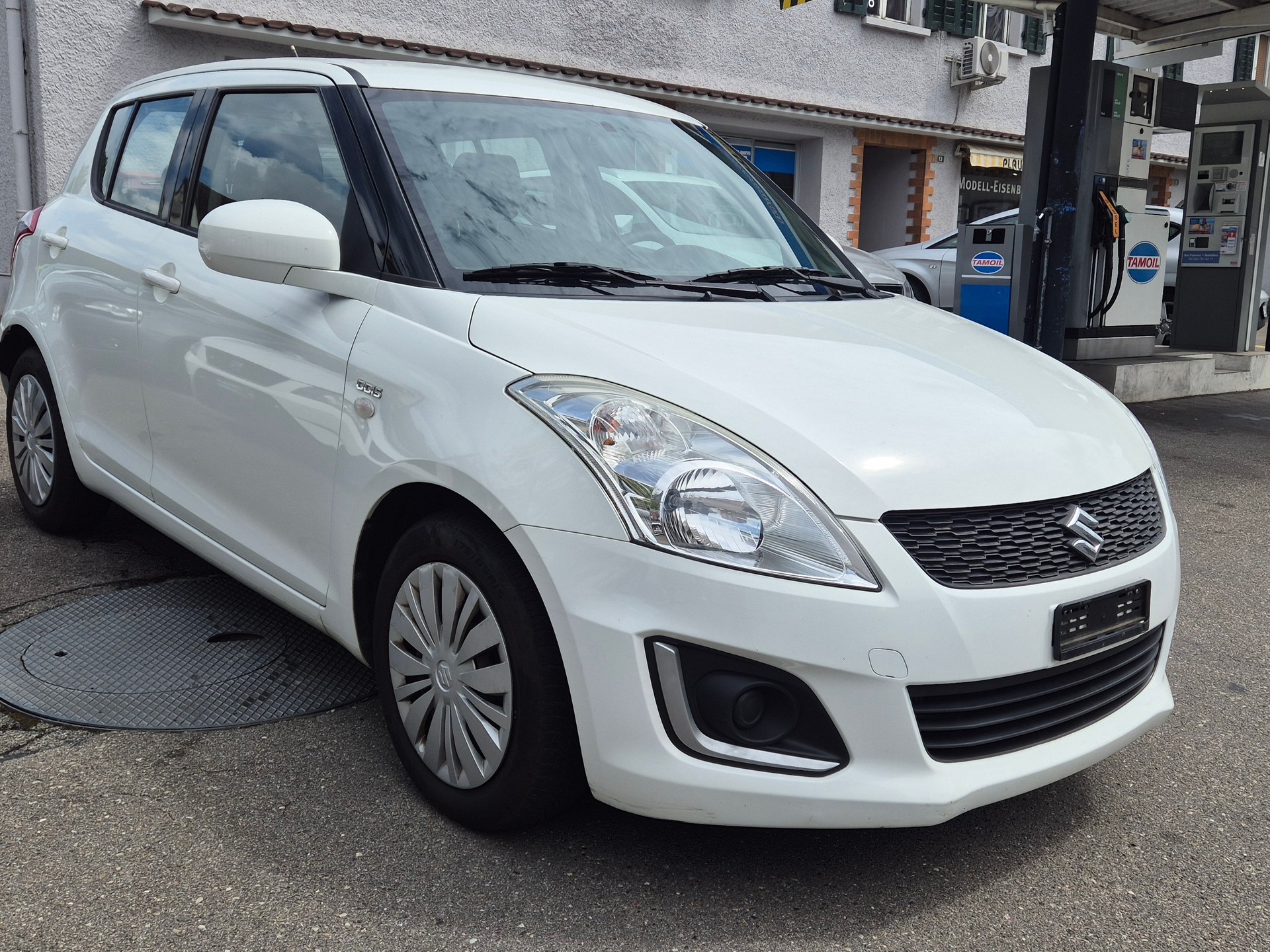 SUZUKI SWIFT-image-7