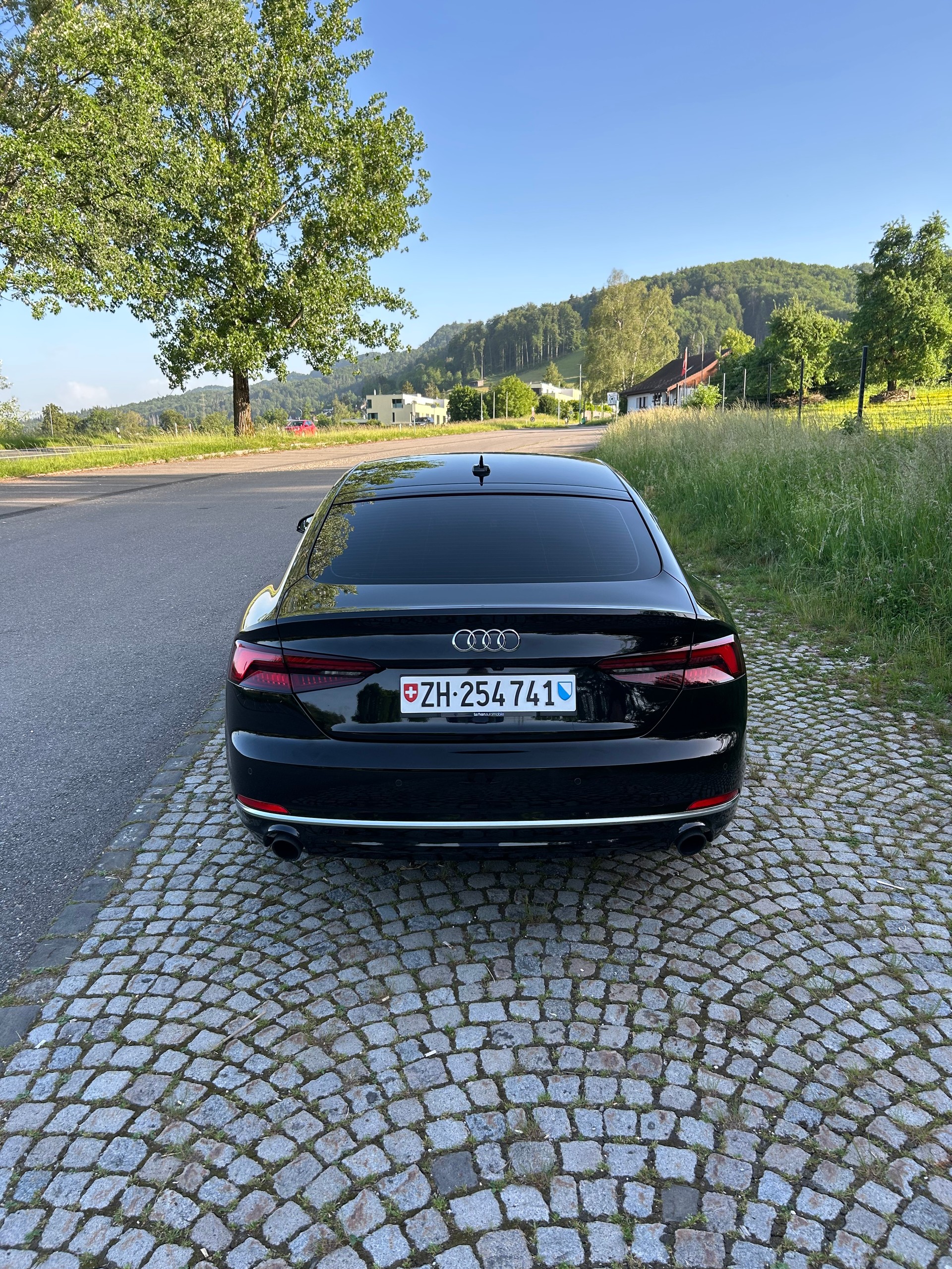 AUDI 2.0 TFSI Sport quattro S-Tronic CH Fahrzeug-image-9