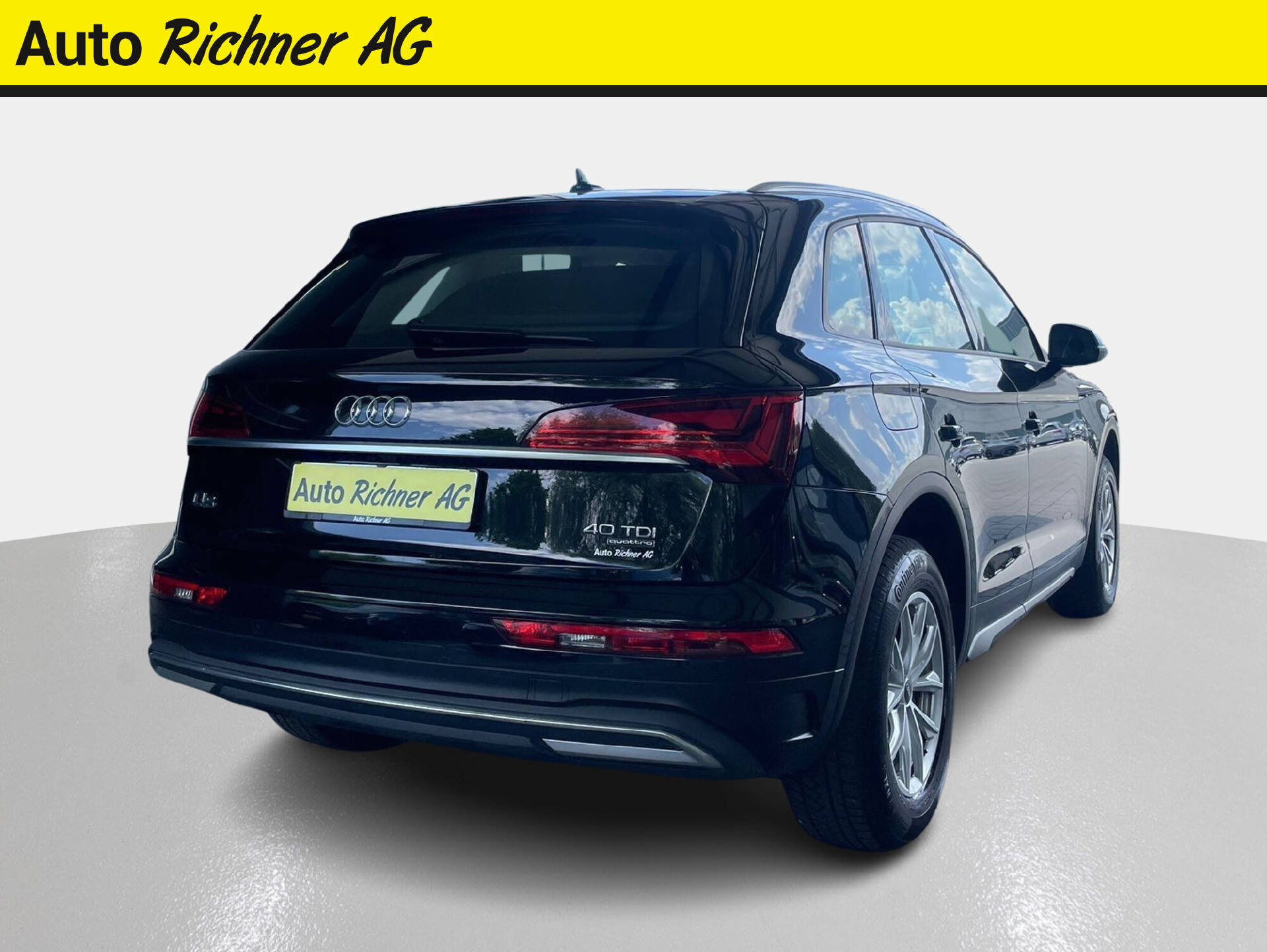 AUDI Q5 2.0 40 TDI quattro S-Tronic-showroom-element-3