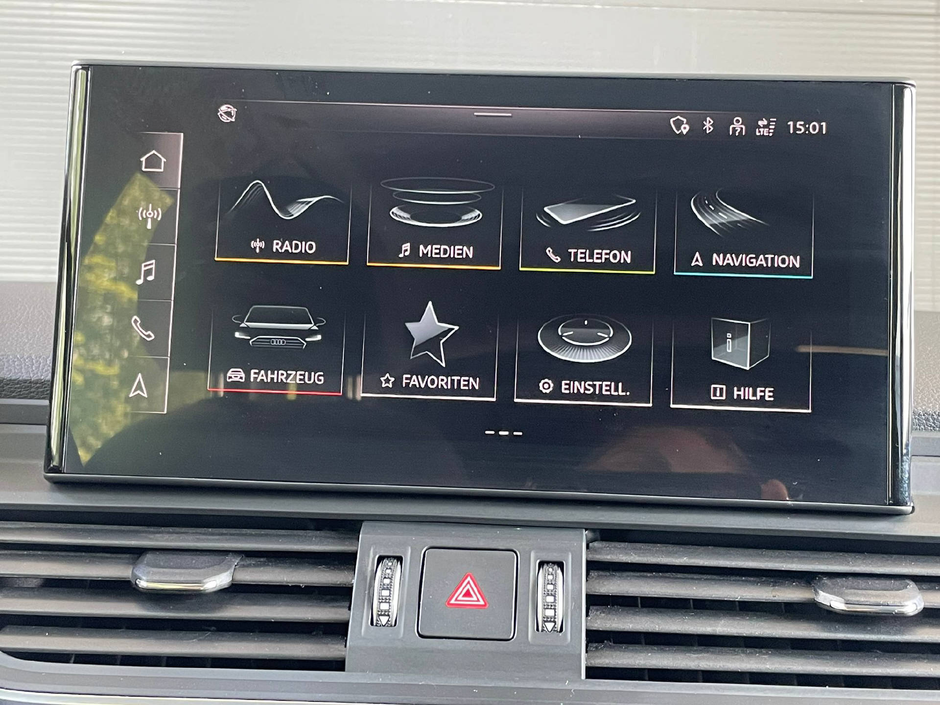 AUDI Q5 2.0 40 TDI quattro S-Tronic-image-15