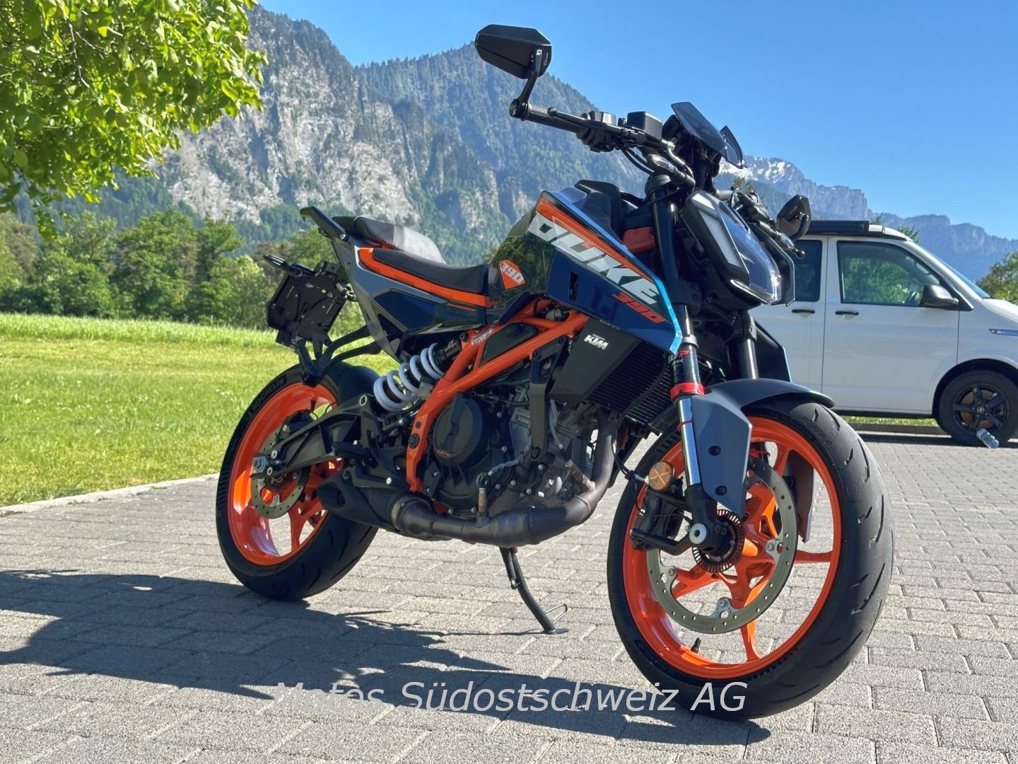 KTM 390 DUKE-image-2