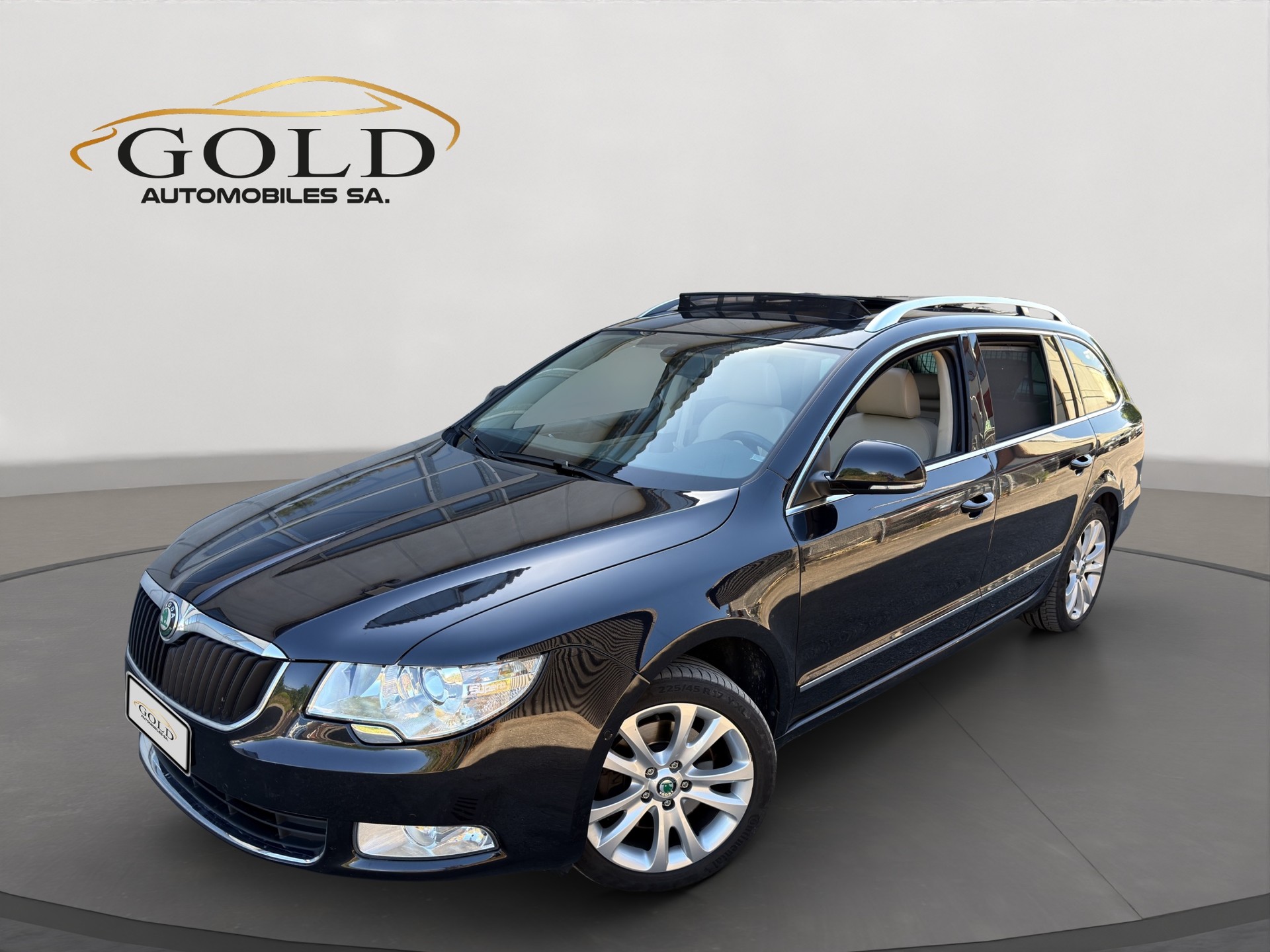 SKODA Superb Combi 1.8 TSI Elegance DSG