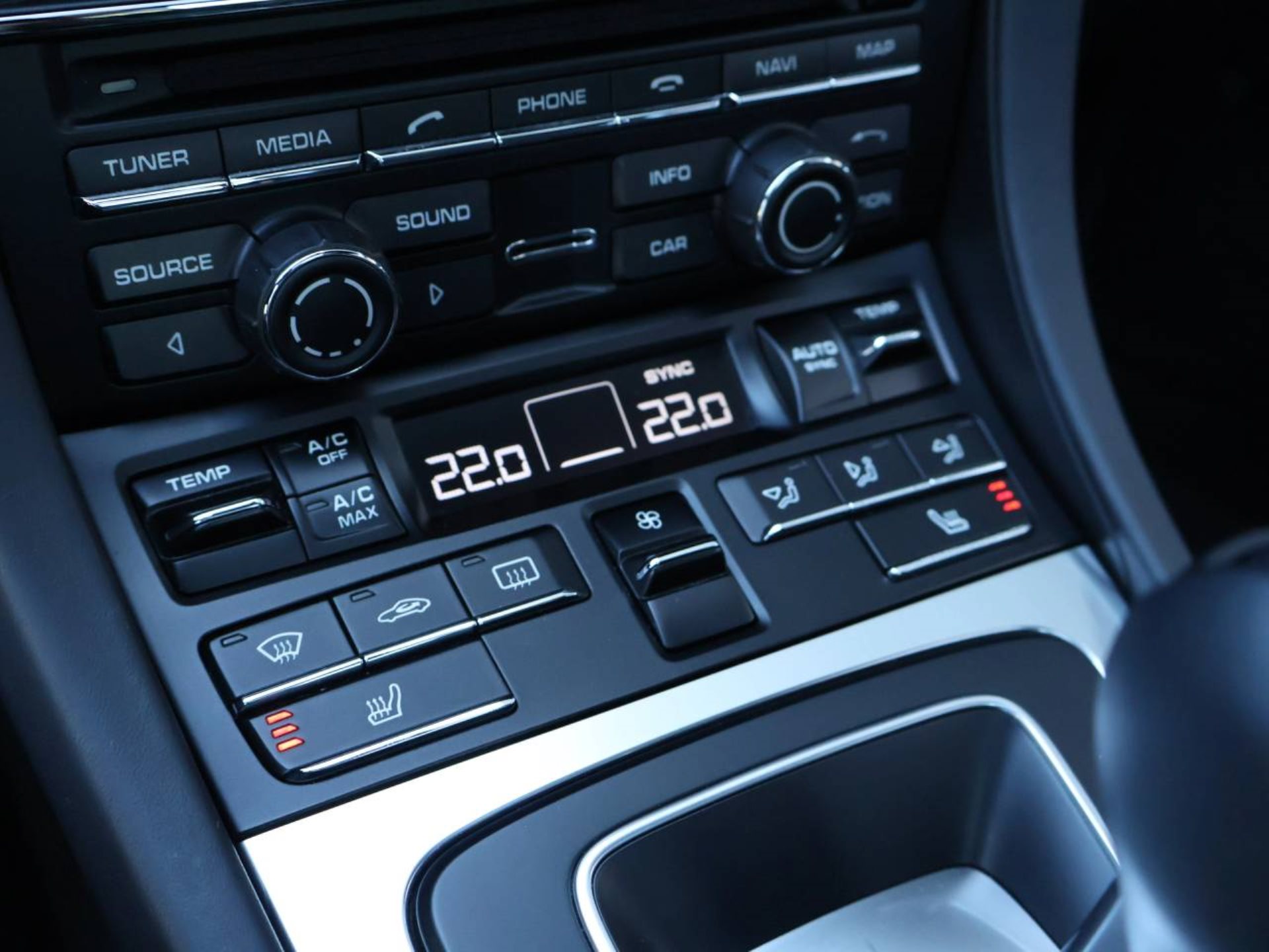 PORSCHE 911 Carrera 4S-image-20