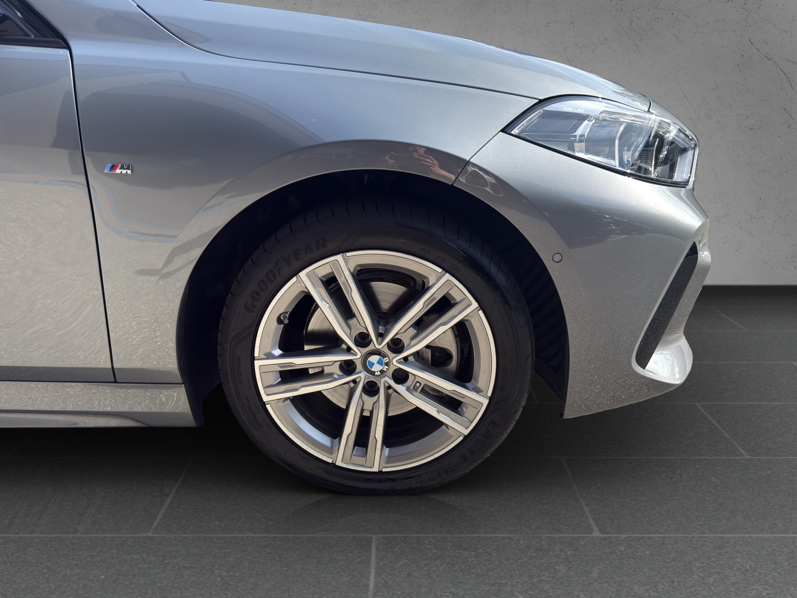 BMW 118i M Sport Steptronic-image-9