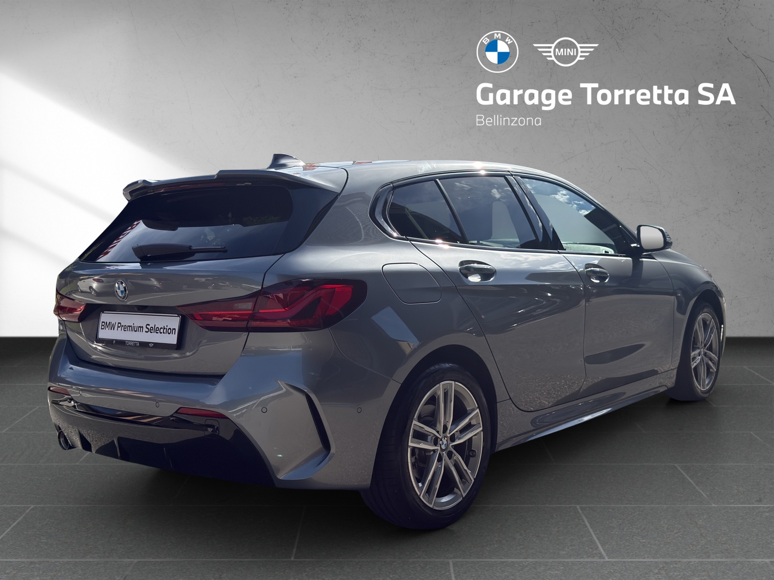 BMW 118i M Sport Steptronic-image-4