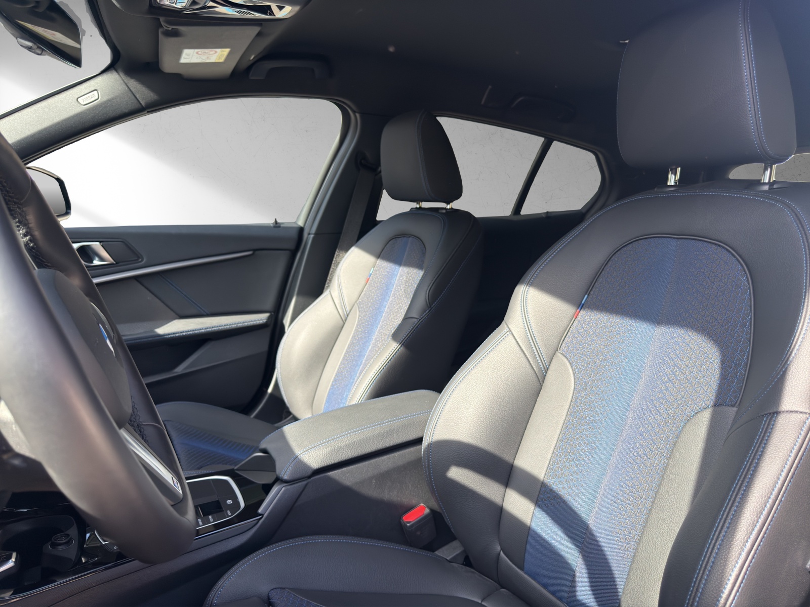 BMW 118i M Sport Steptronic-image-15