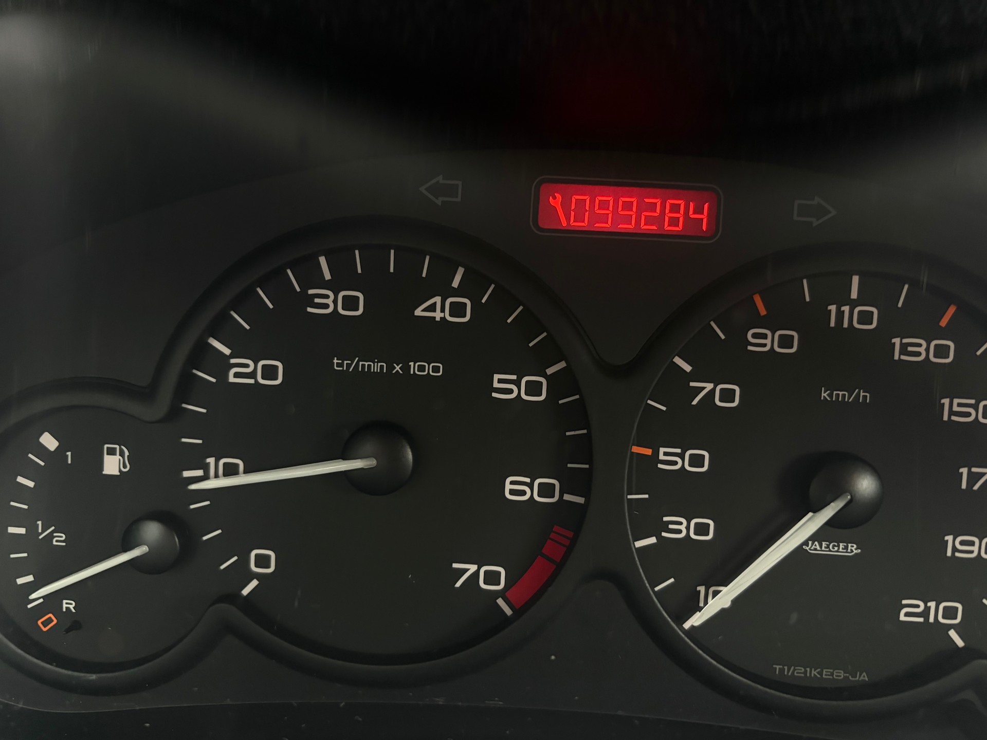 PEUGEOT 206 1.6 XT-image-7