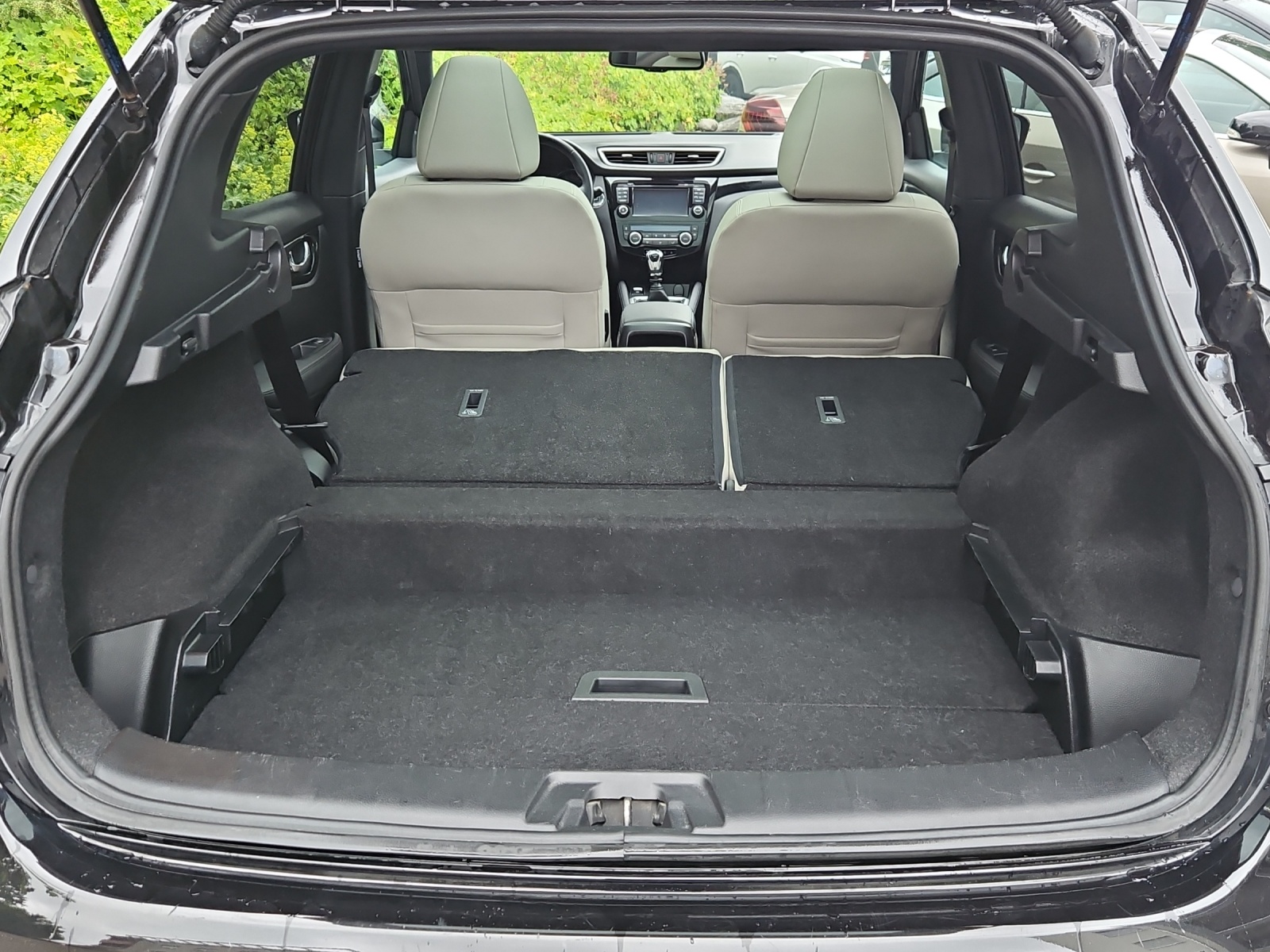 NISSAN Qashqai 1.6 dCi Tekna 4x4-image-14