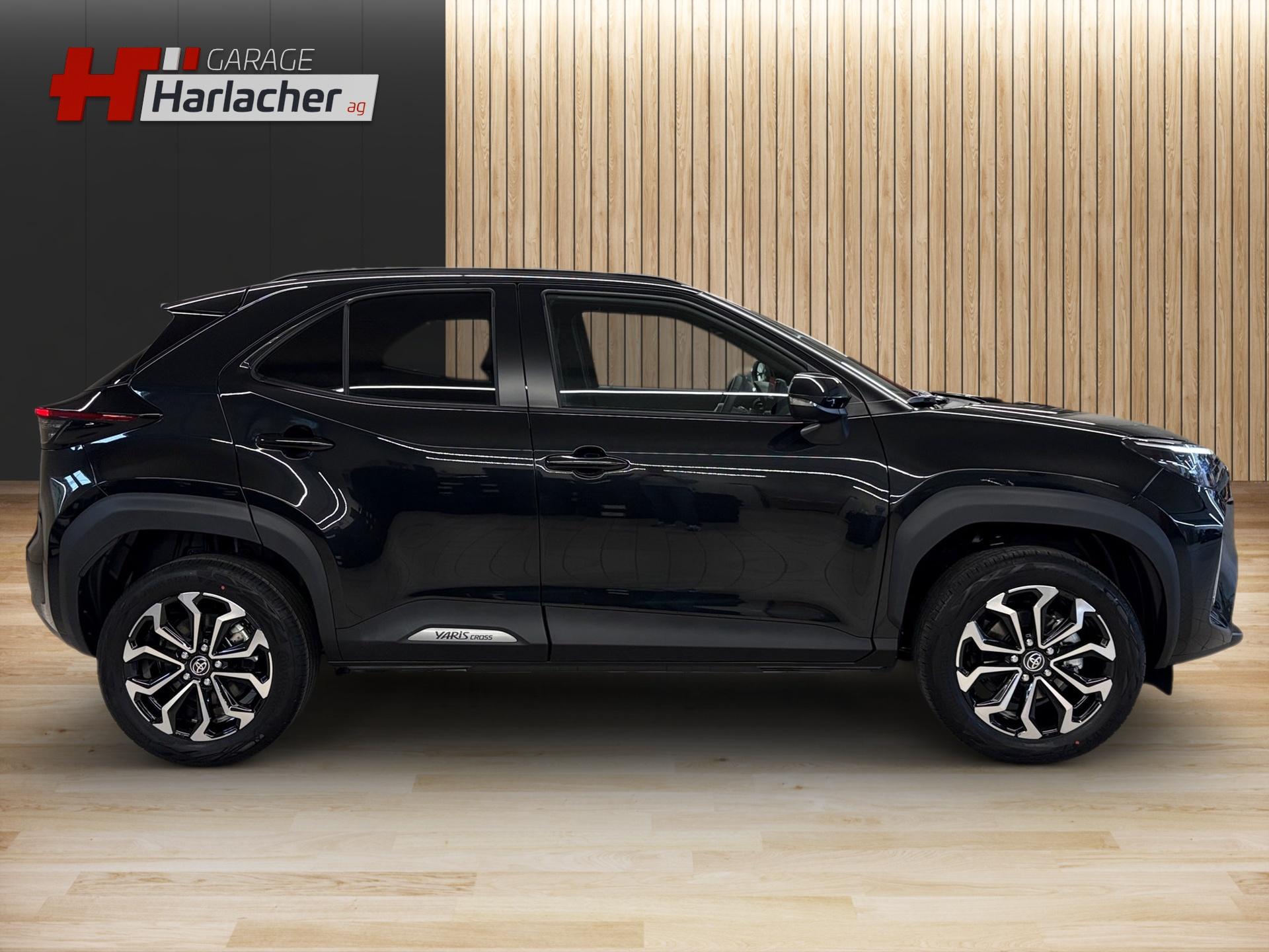 TOYOTA Yaris Cross 1.5 Trend e-CVT-image-3