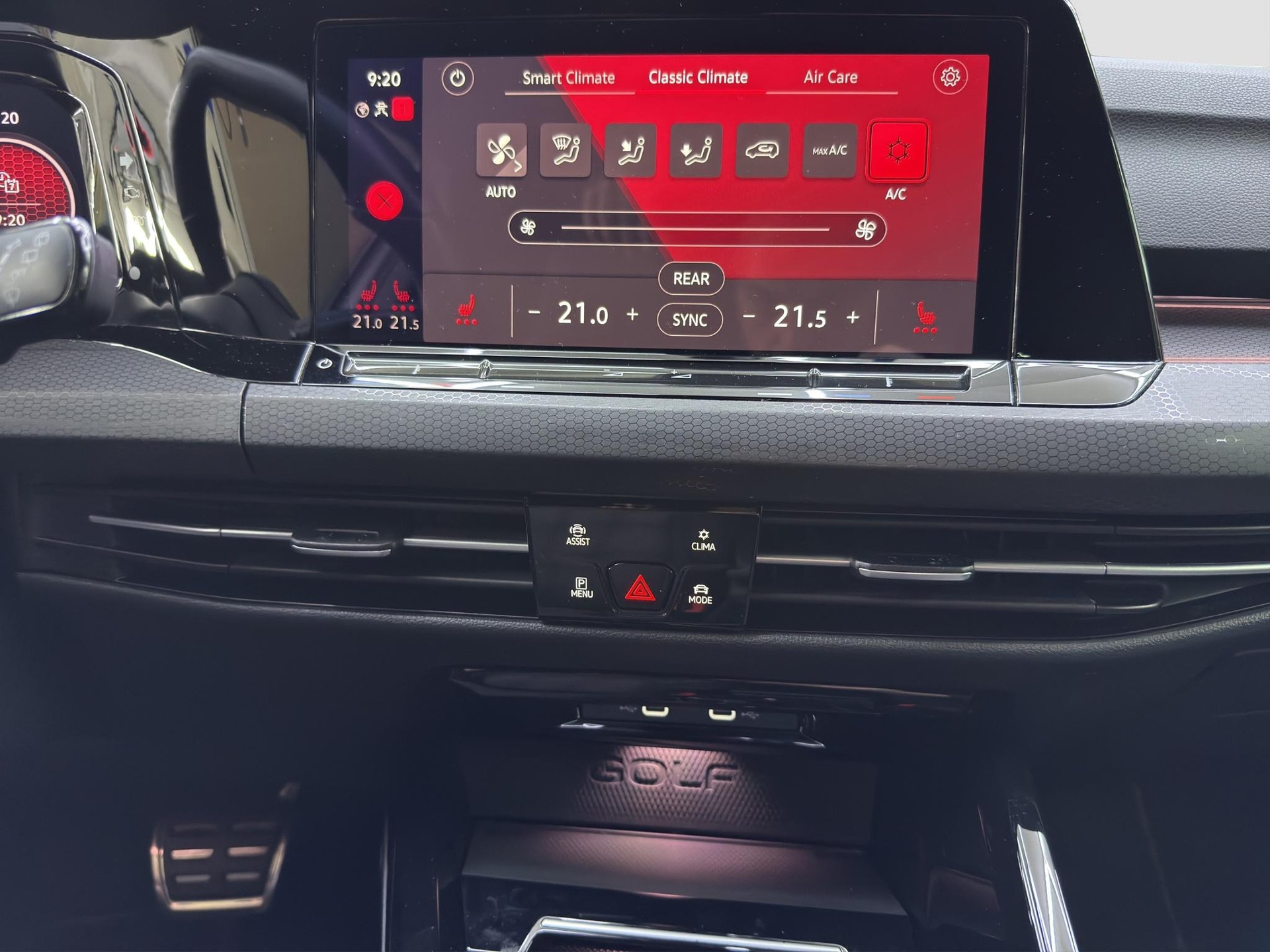 VW Golf 2.0 TSI GTI DSG-image-17