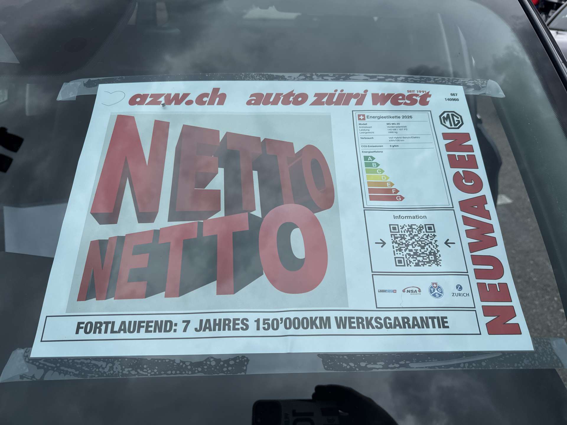 MG ZS 1.5 HEV Luxury Automat-showroom-element-3