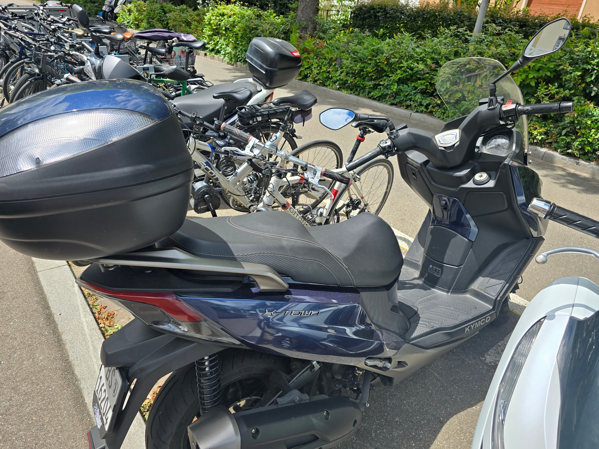 KYMCO X-Town City 125i CBS-image-0