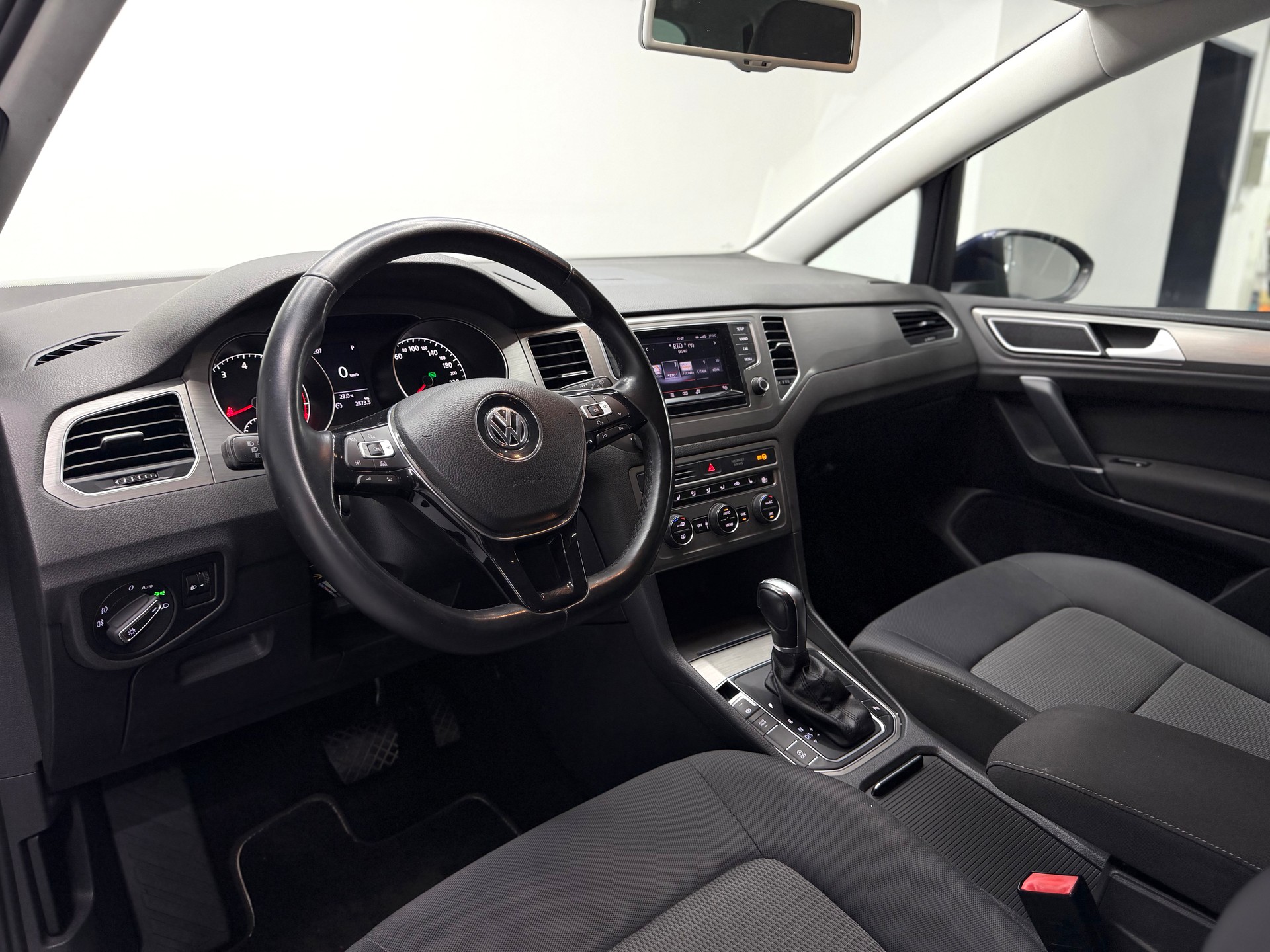 VW Golf Sportsvan 1.4 TSI Comfortline DSG-image-8