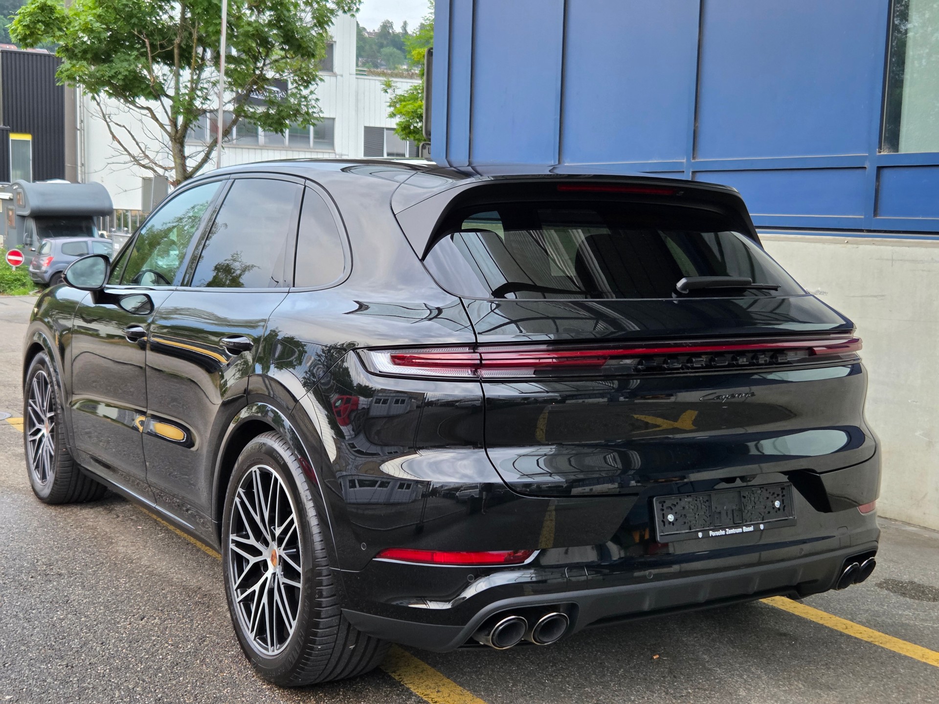 PORSCHE Cayenne Black Edition Tiptronic-image-5
