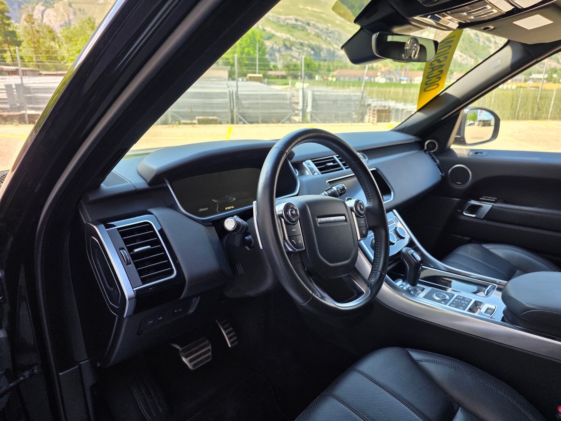 LAND ROVER Range Rover Sport 3.0 SDV6 HSE Dynamic Automatic-image-17