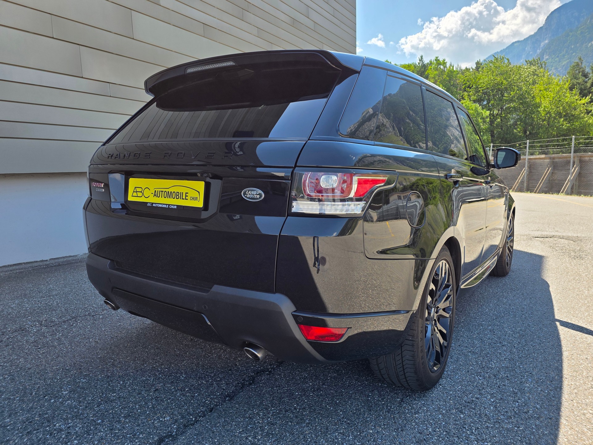 LAND ROVER Range Rover Sport 3.0 SDV6 HSE Dynamic Automatic-image-10