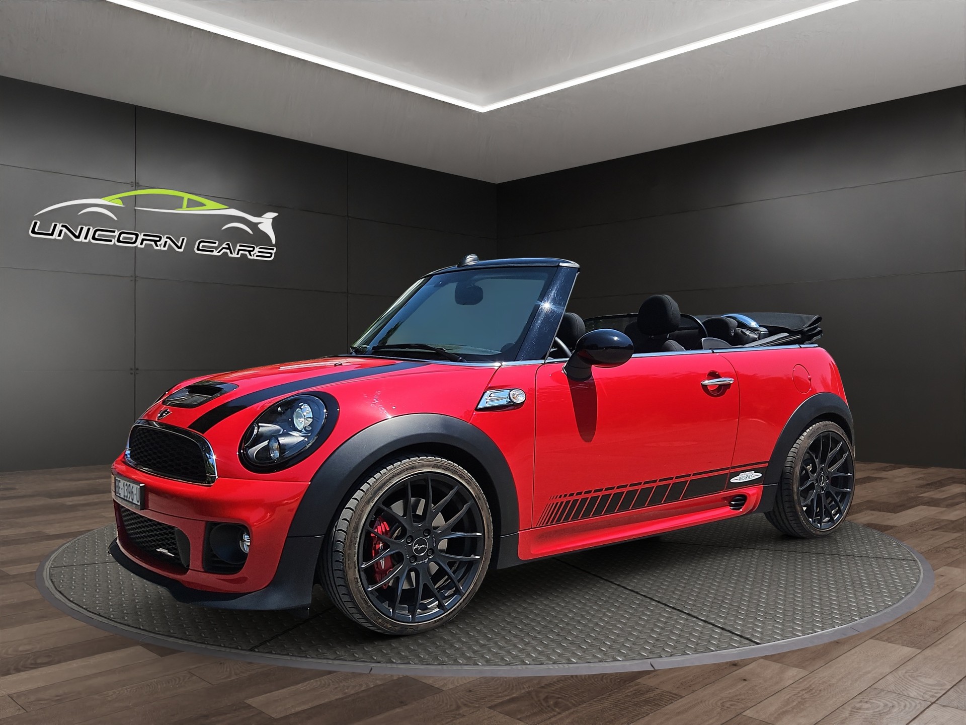 MINI Cooper John Cooper Works Cabriolet-image-4