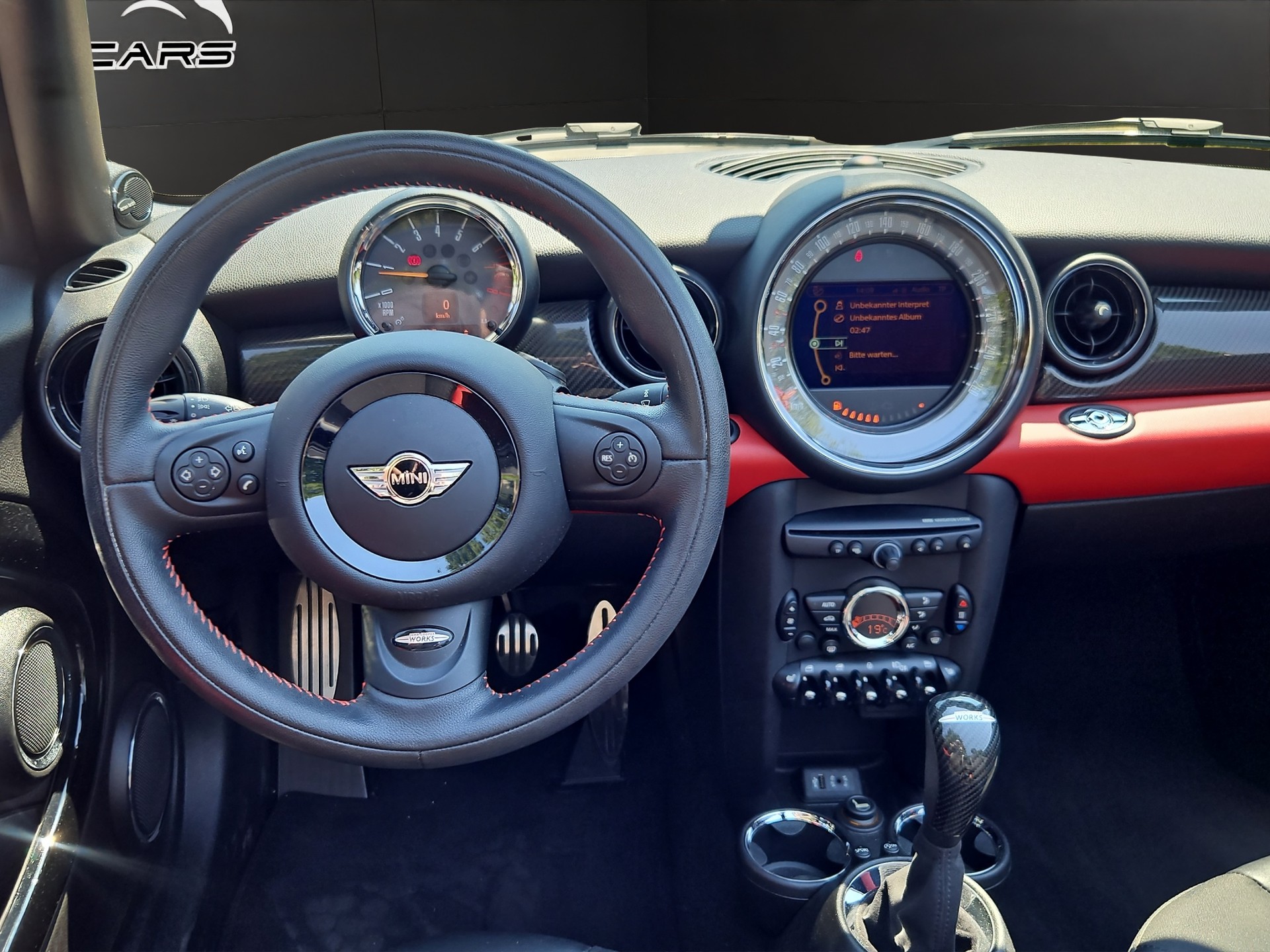 MINI Cooper John Cooper Works Cabriolet-image-22