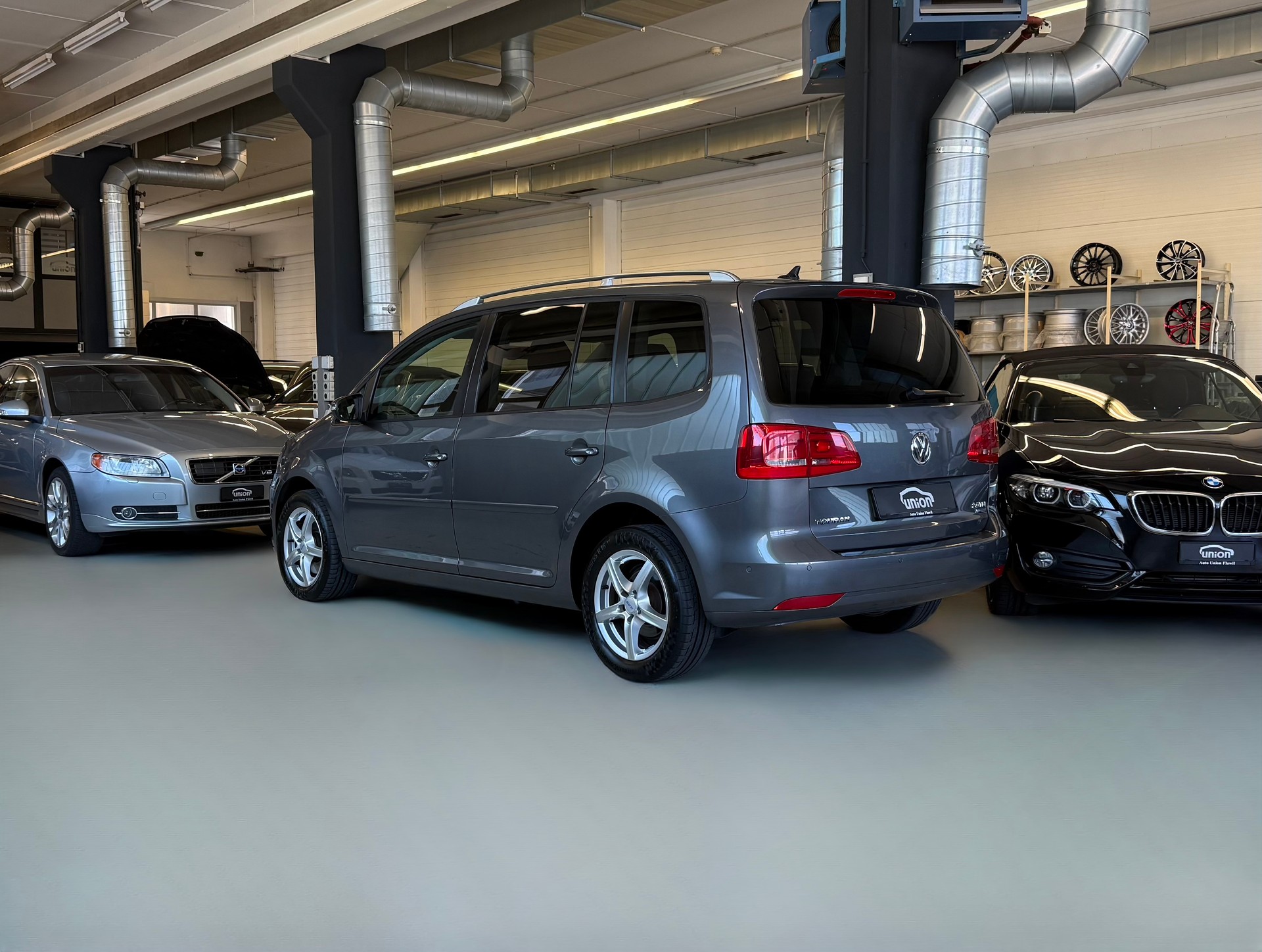 VW Touran 2.0 TDI BMT Comfortline DSG-image-6