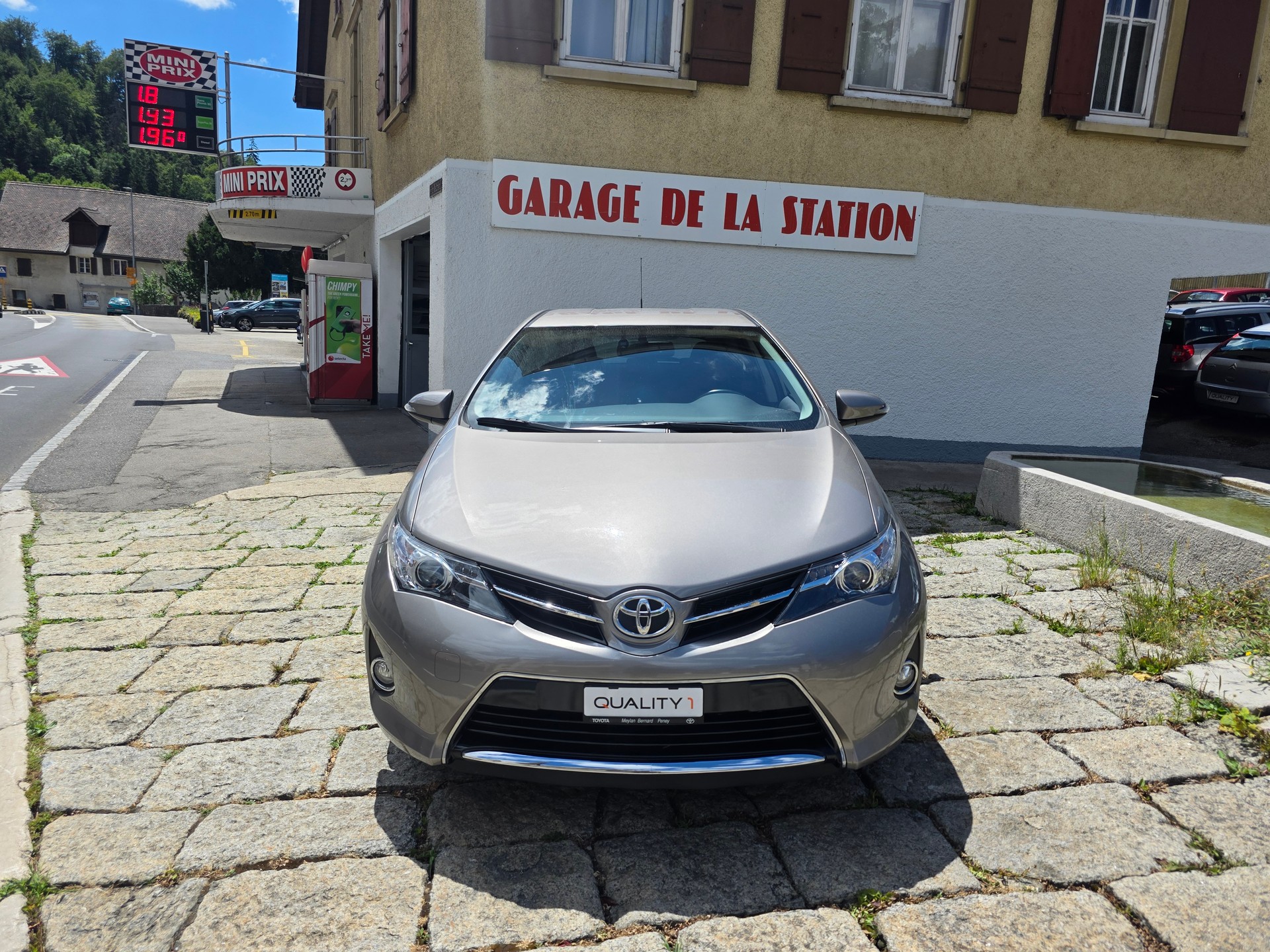 TOYOTA Auris 1.6 Trend-image-1