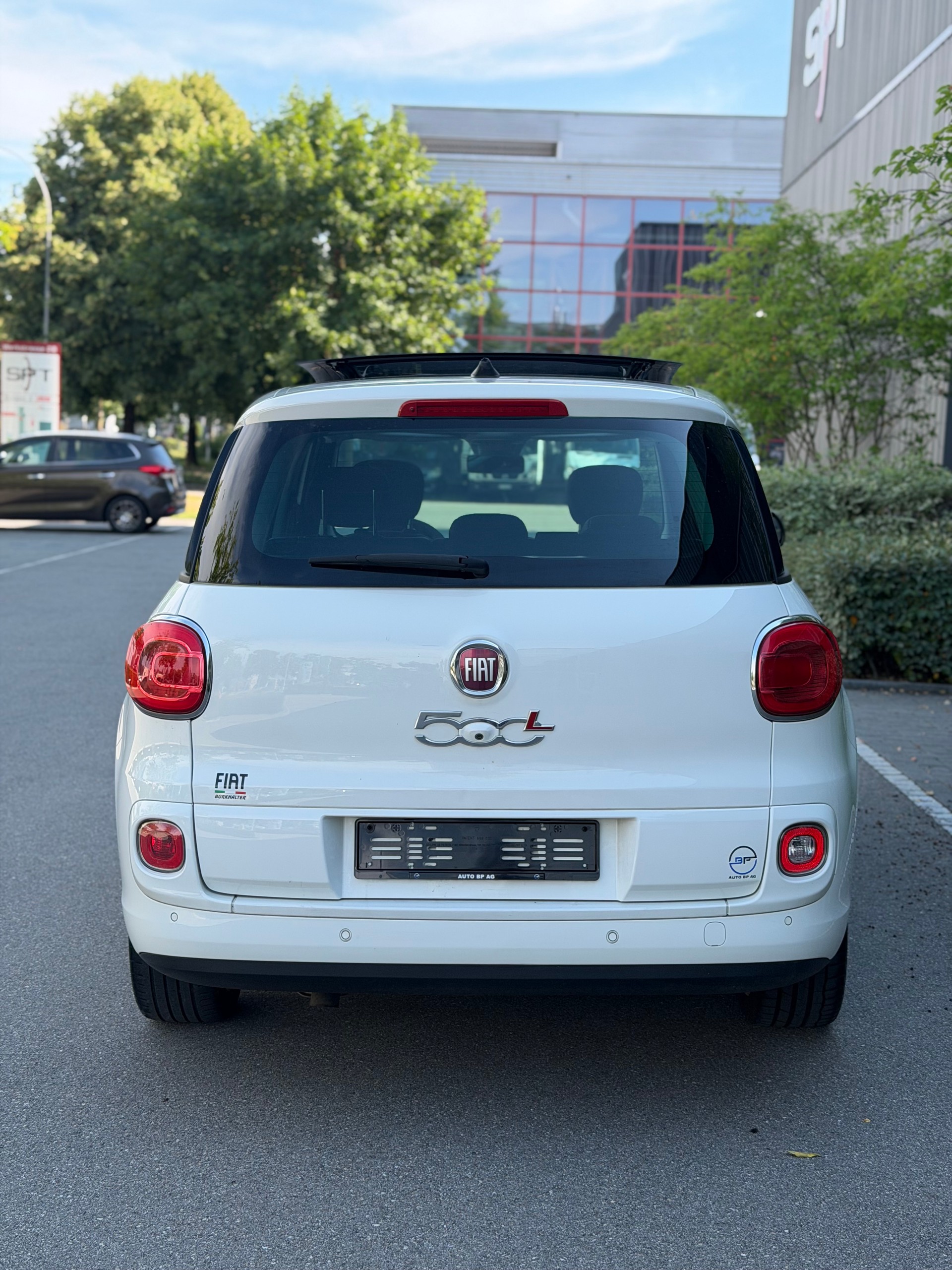 FIAT 500L Wagon 1.6JTD Lounge-image-3