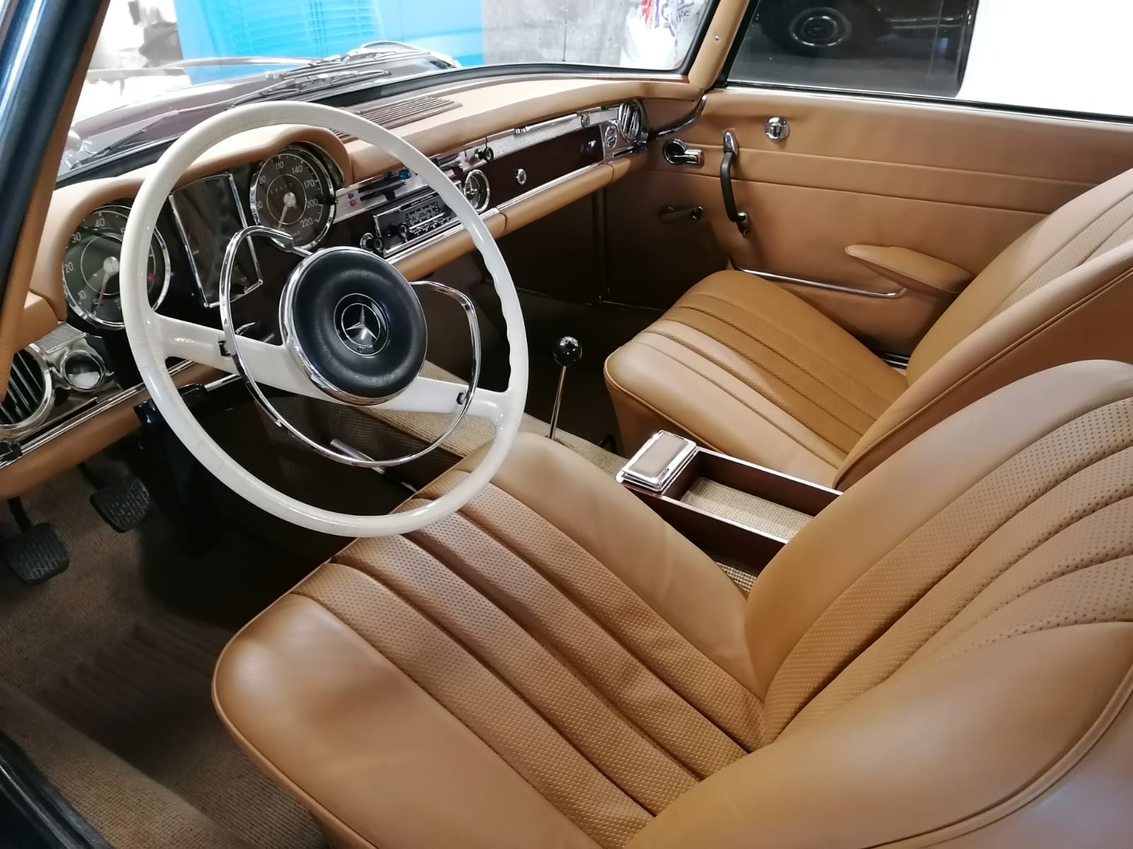 MERCEDES-BENZ (W113) Pagode-image-5