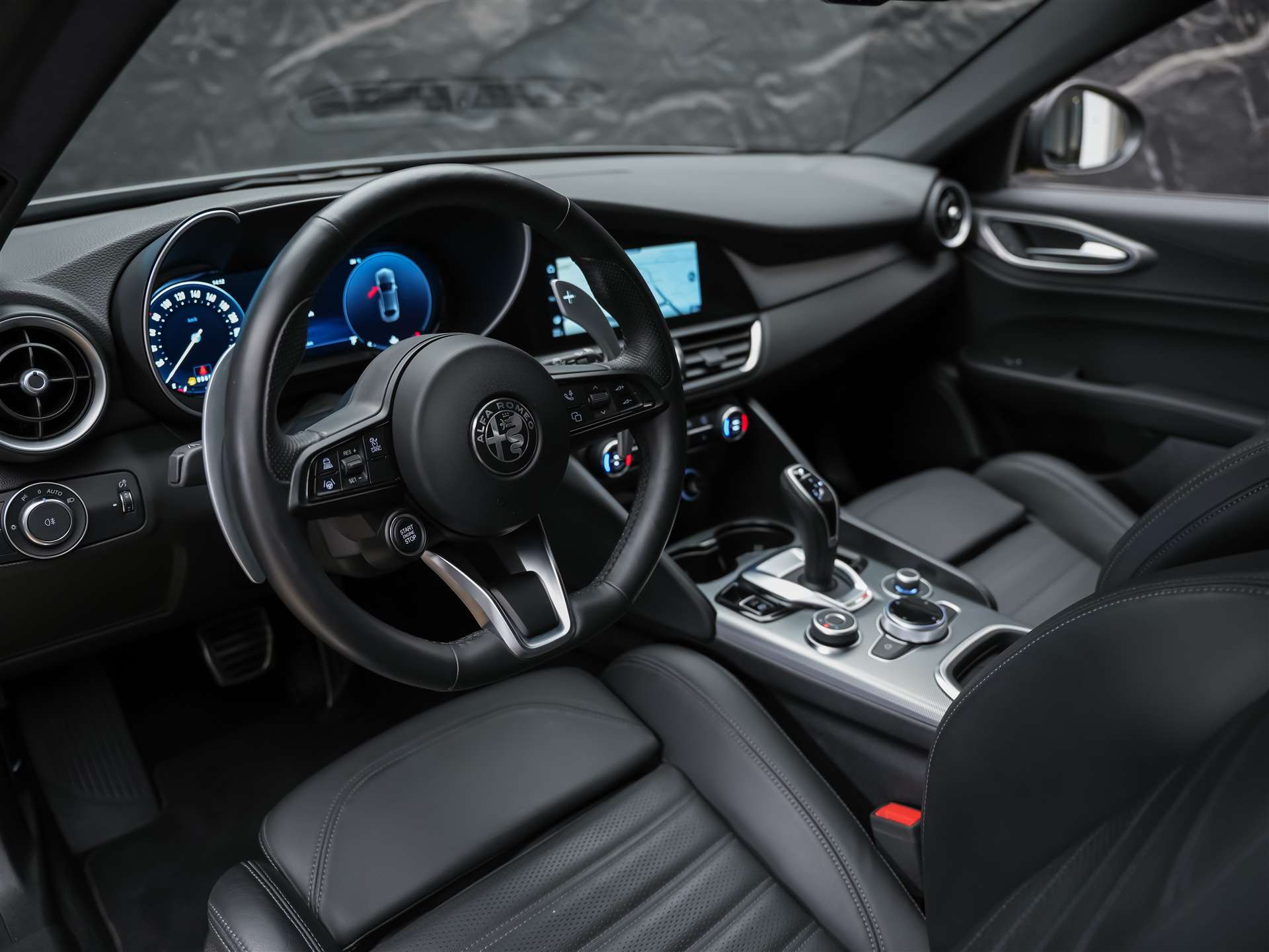 ALFA ROMEO Giulia 2.0 Veloce Q4 AT8 *Facelift*Abstandsregler*El. Sitze mit Memory*Sitzheizung*-image-8