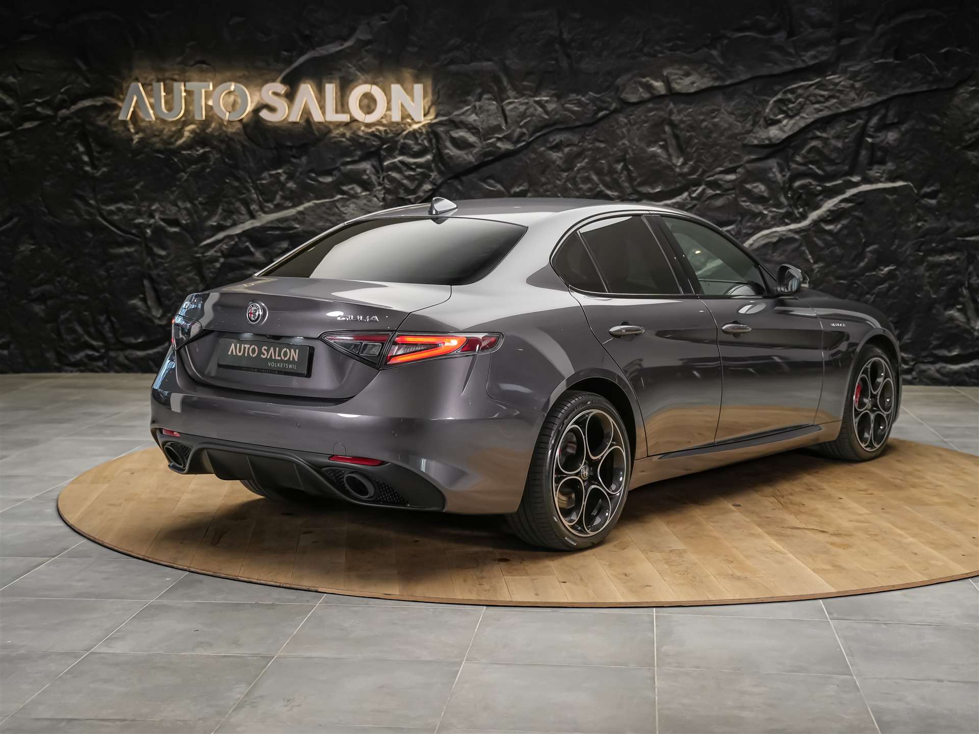 ALFA ROMEO Giulia 2.0 Veloce Q4 AT8 *Facelift*Abstandsregler*El. Sitze mit Memory*Sitzheizung*-image-5