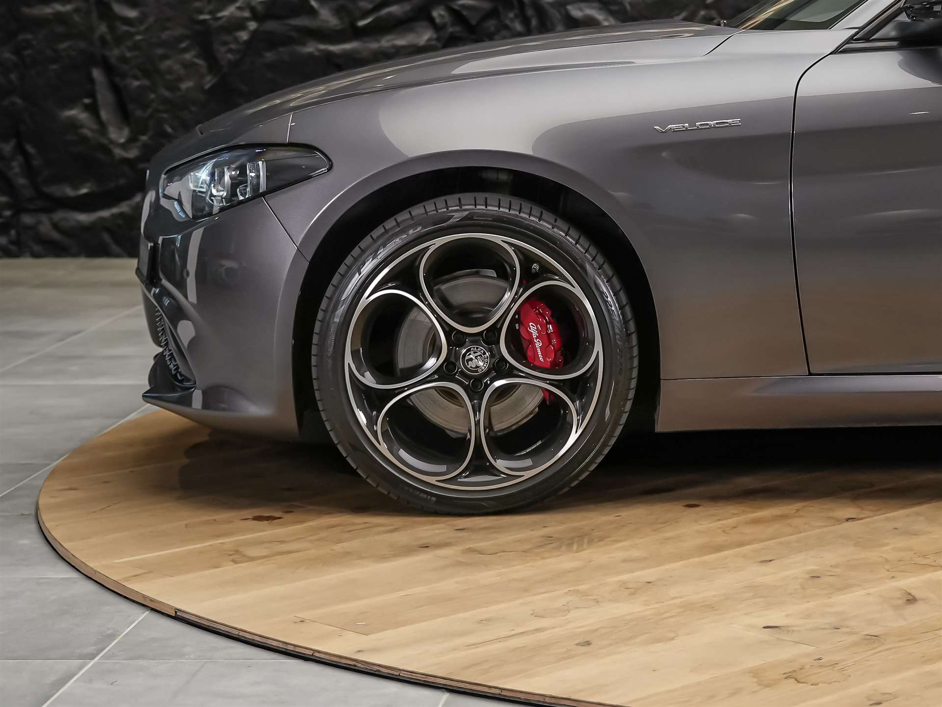 ALFA ROMEO Giulia 2.0 Veloce Q4 AT8 *Facelift*Abstandsregler*El. Sitze mit Memory*Sitzheizung*-image-17