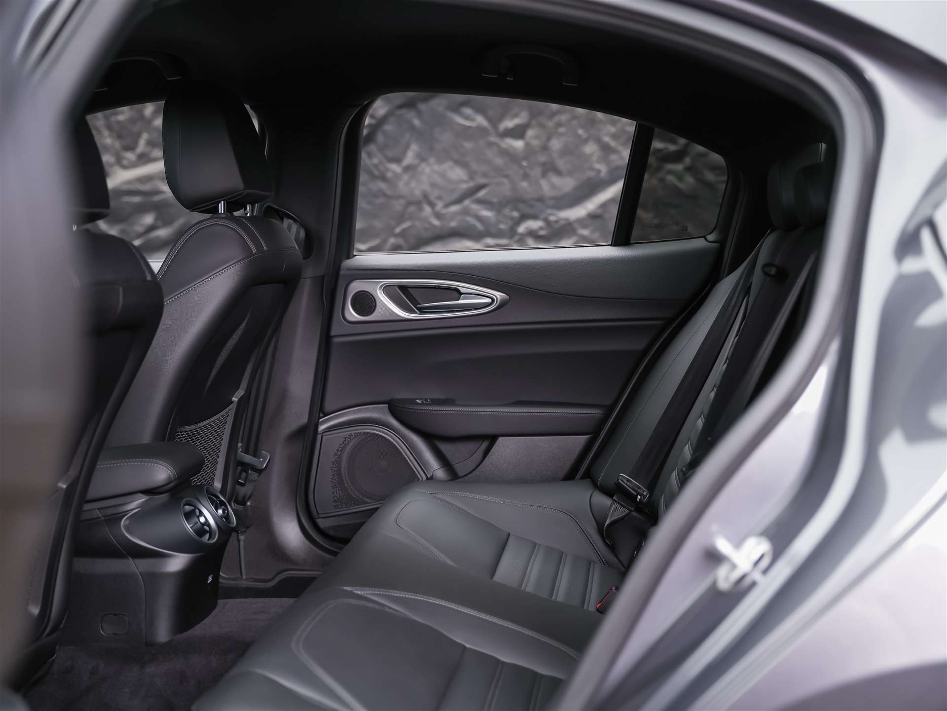 ALFA ROMEO Giulia 2.0 Veloce Q4 AT8 *Facelift*Abstandsregler*El. Sitze mit Memory*Sitzheizung*-image-13