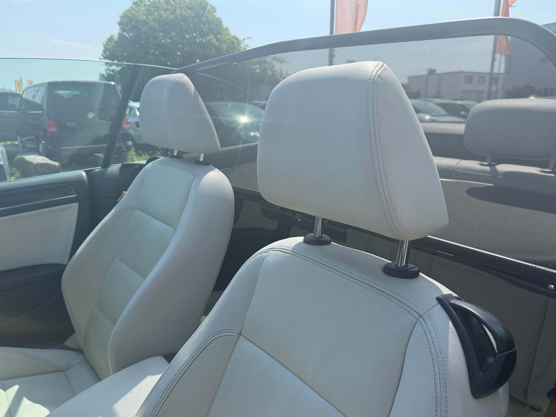 VW Golf Cabrio 1.4 TSI DSG-image-6