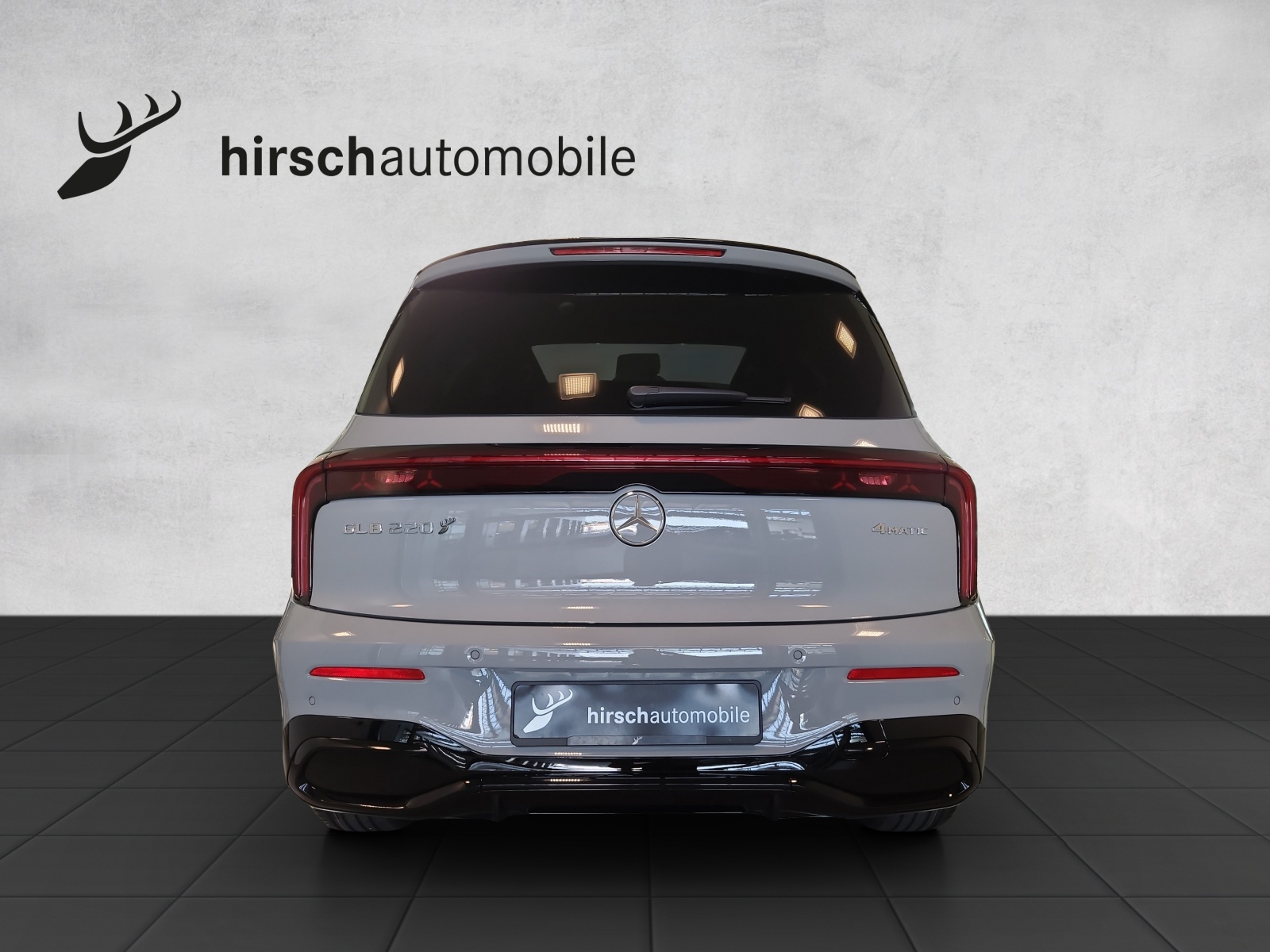 MERCEDES-BENZ GLB 220 4Matic 8G-Tronic-showroom-element-2