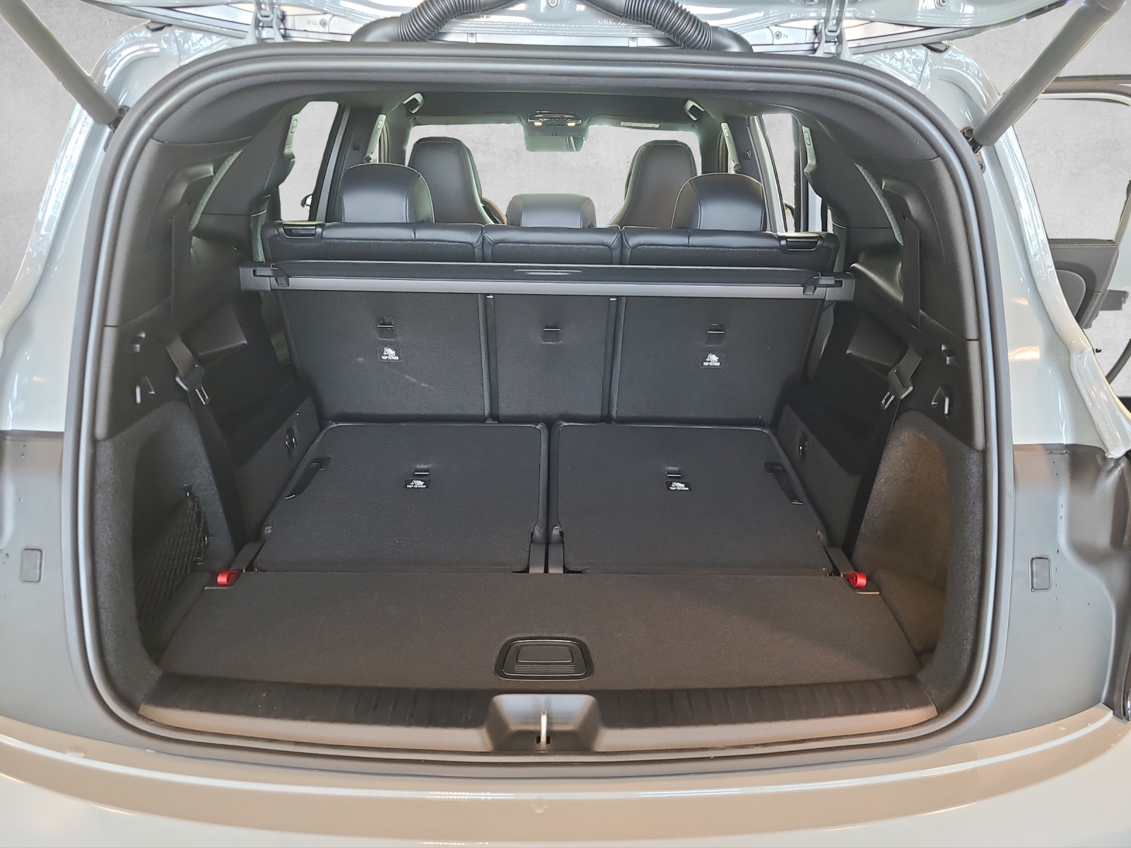 MERCEDES-BENZ GLB 220 4Matic 8G-Tronic-image-13