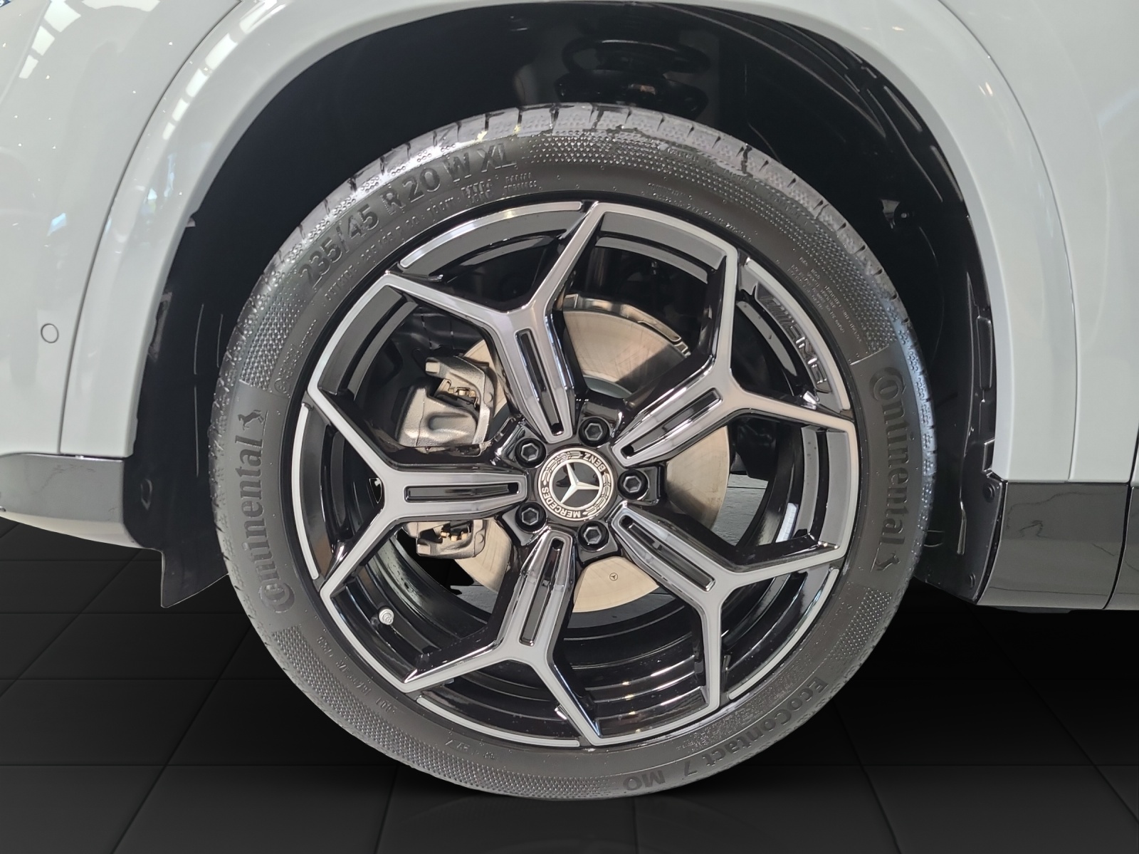 MERCEDES-BENZ GLB 220 4Matic 8G-Tronic-image-9