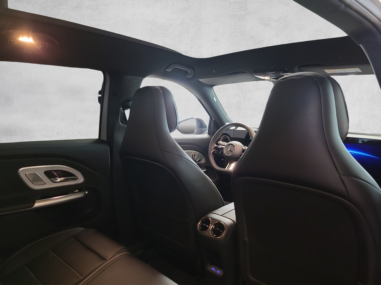 MERCEDES-BENZ GLB 220 4Matic 8G-Tronic-image-14