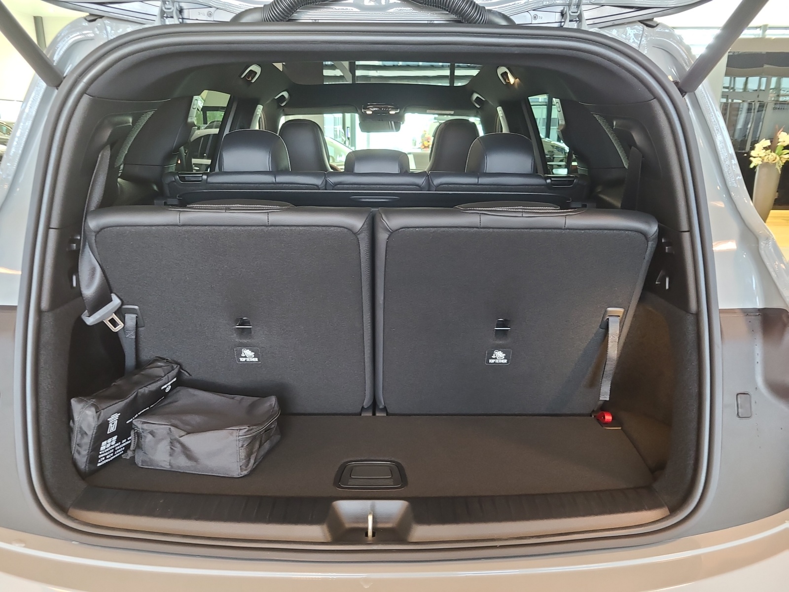 MERCEDES-BENZ GLB 220 4Matic 8G-Tronic-image-15