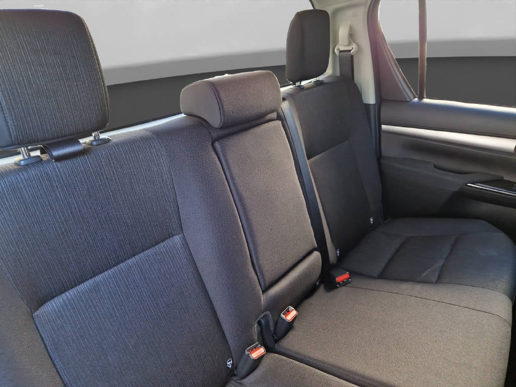 TOYOTA Hilux Double Cab.-Pick-up 2.8 48038/004-image-11