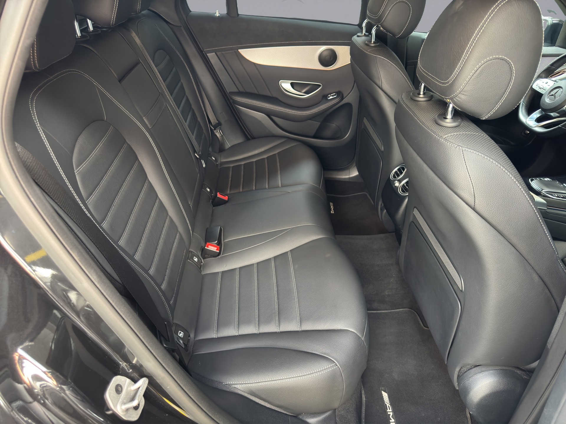 MERCEDES-BENZ EQC 400 AMG Line 4matic-image-16