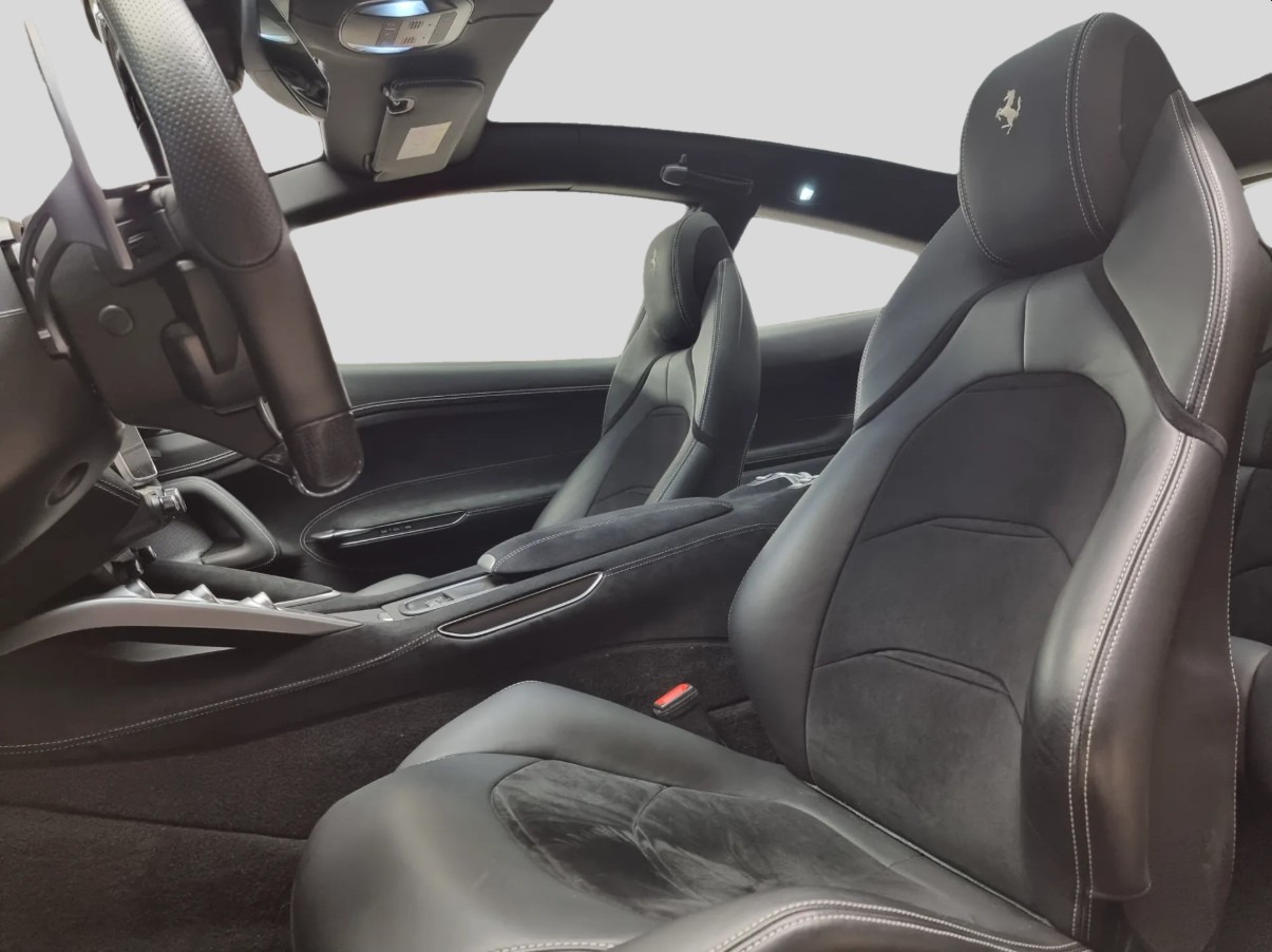 FERRARI GTC 4 Lusso-image-9
