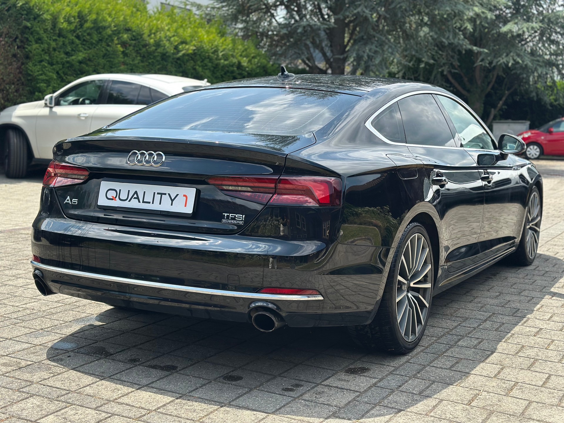 AUDI A5 Sportback 2.0 TFSI quattro S-tronic-showroom-element-3