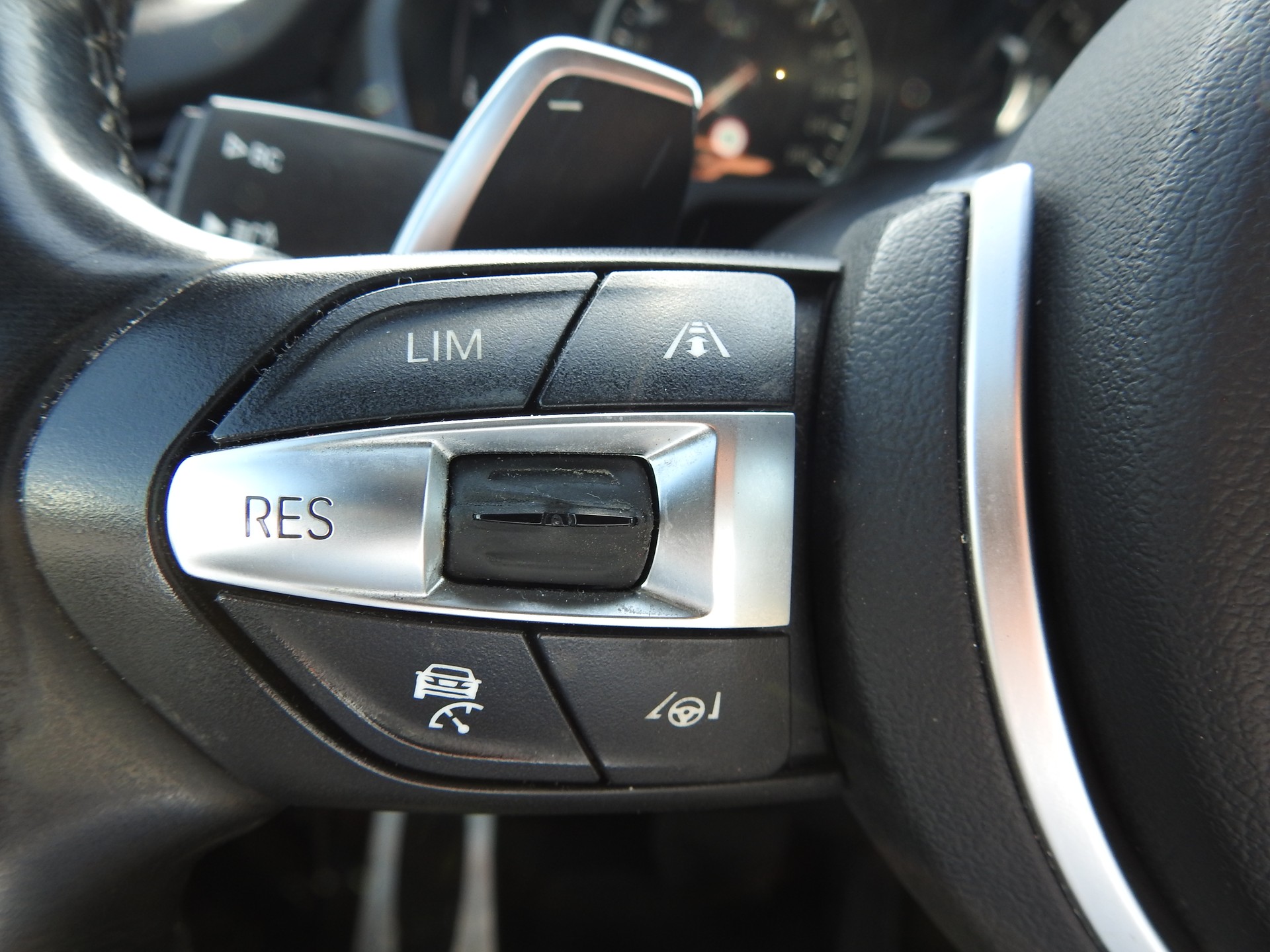 BMW X5 xDrive 30d Steptronic M-Paket-image-23
